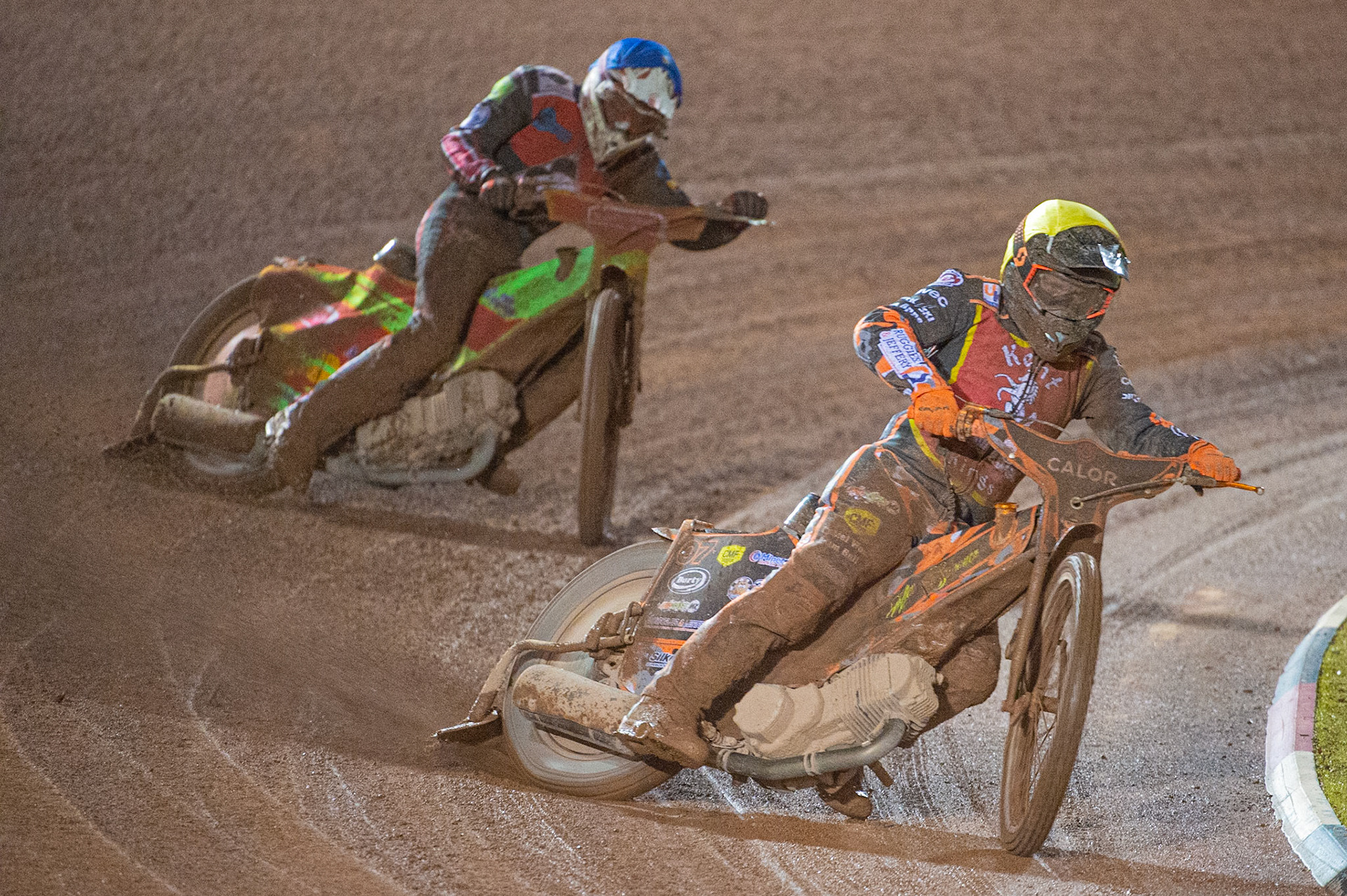 Photo: Ian Charles

Alex Spooner  (Yellow) leads Ben Woodhull   (Blue)

Belle Vue Colts v Kent Kings, SGB National League Play Offs, Semi Final 1st Leg, Belle Vue National Speedway Stadium, Manchester, Friday 4  October  2019