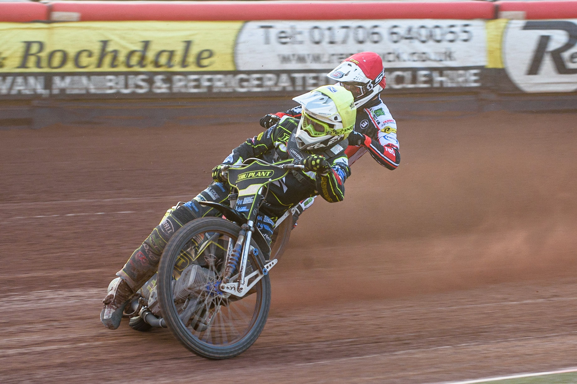 MANCHESTER UKPaul Starke  (Yellow) leads Richie Worrall  (Red) during the SGB Premiership match between Belle Vue Aces and Ipswich Witches at the National Speedway Stadium, Manchester on Monday 2nd August 2021. (Credit: Ian Charles | MI News)