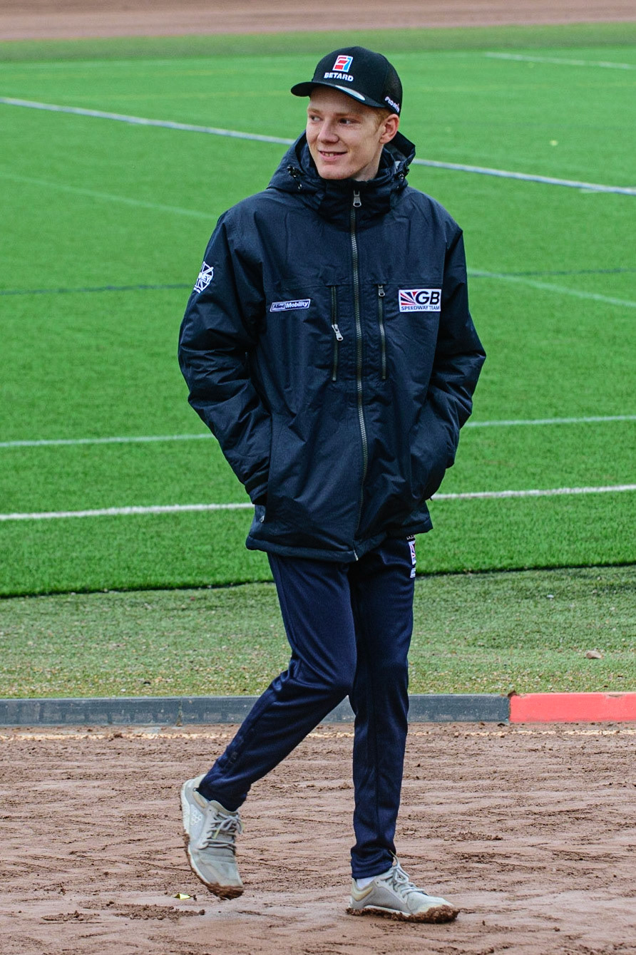 MANCHESTER, UK. OCT 17TH Dan Bewley of Great Britain on his pre-meeting track walk during the Monster Energy FIM Speedway of Nations at the National Speedway Stadium, Manchester on Sunday  17th October 2021. (Credit: Ian Charles | MI News)