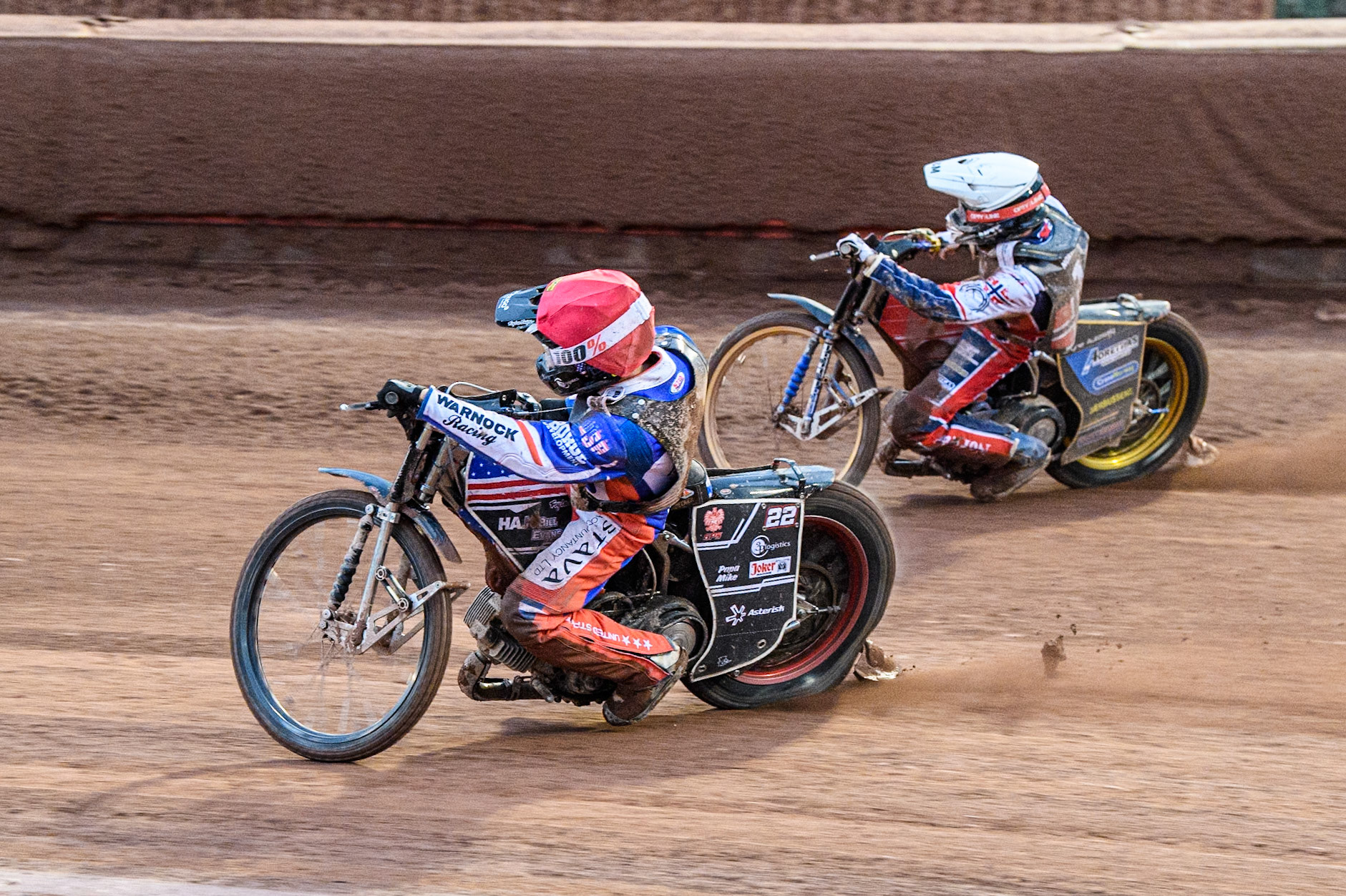 Luke Becker of the USA in Red rides inside Mathias Pollestad of Norway in White during the Monster Energy FIM Speedway of Nation Semi Final 2 at the National Speedway Stadium, Manchester on Wednesday 10th July 2024. (Photo: Ian Charles | MI News)