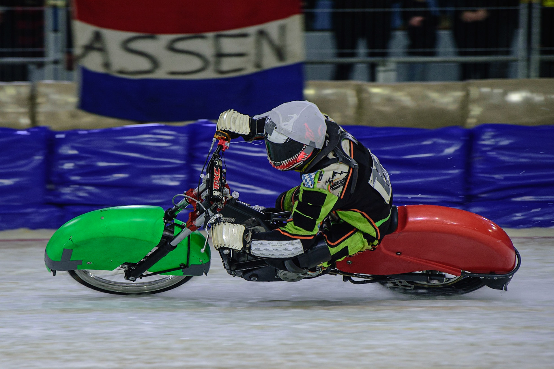 HEERENVEEN, NL. APR 1.  Benedikt Monn in action during the ROLOEF THIJS BOKAAL  at Ice Rink Thialf, Heerenveen on Friday 1st April 2022. (Credit: Ian Charles | MI News)