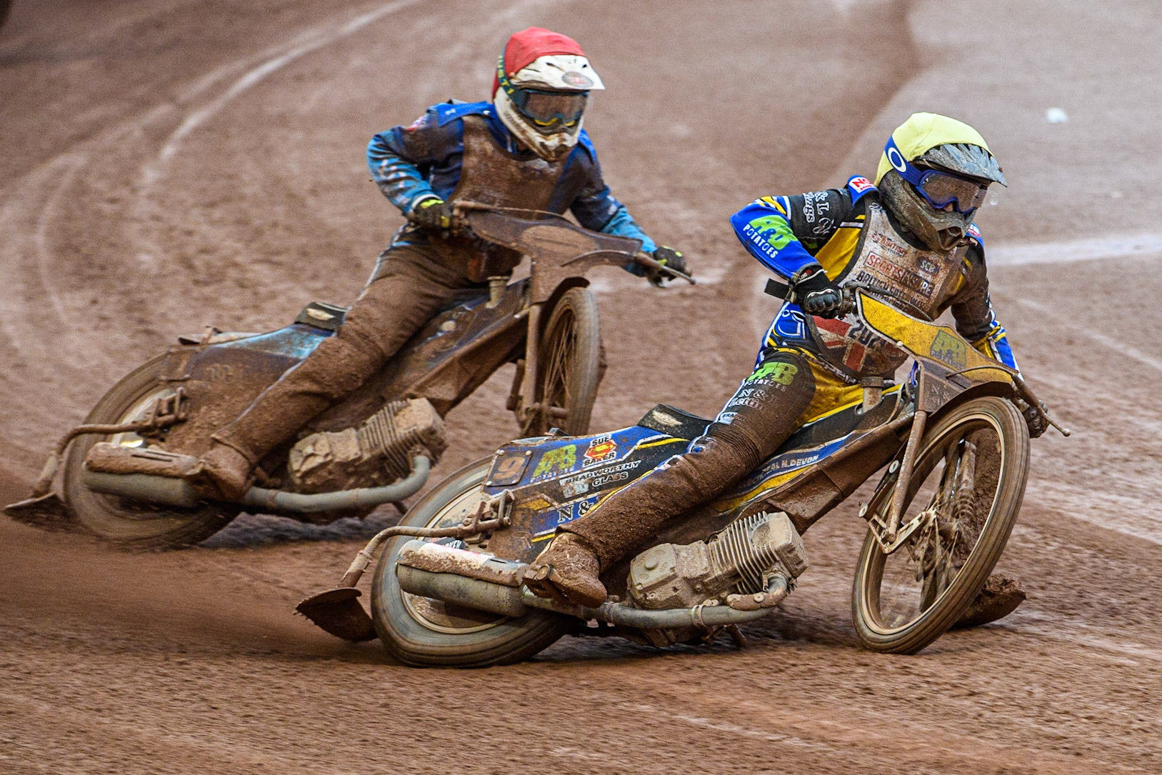 Ben Barker (Yellow) leads Richard Lawson (Red) during the Sports Insure British Speedway Final at the National Speedway Stadium, Manchester on Monday 14th August 2023. (Photo: Ian Charles | MI News)