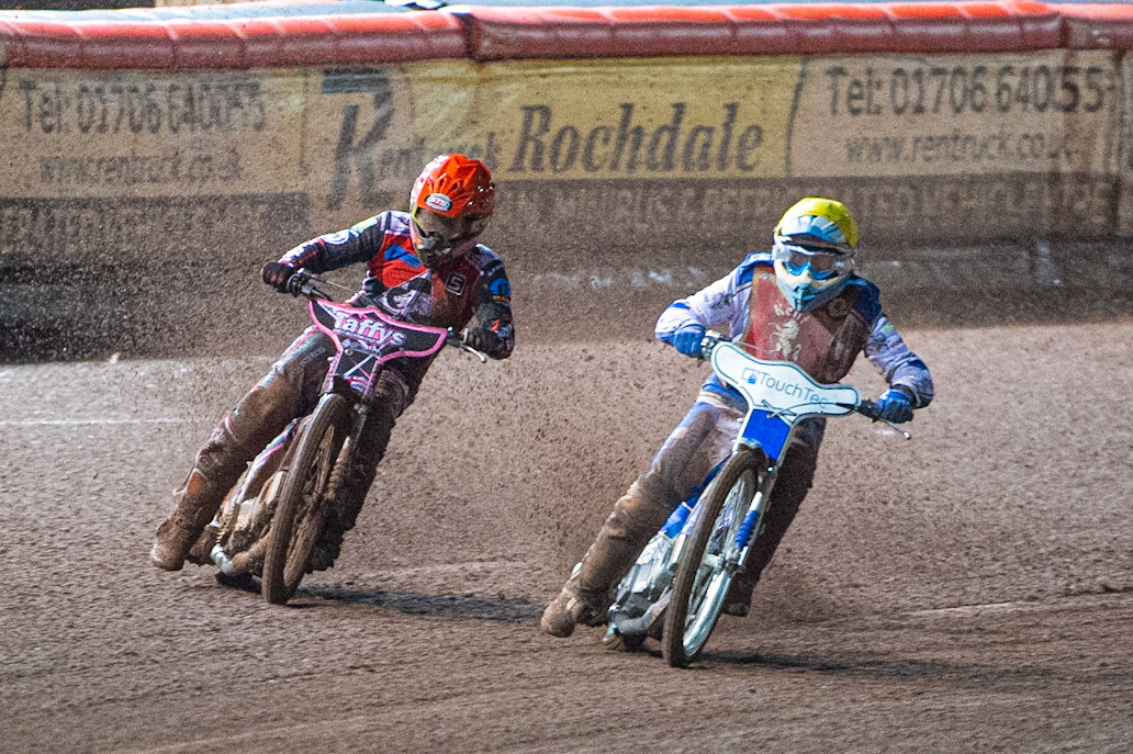Photo: Ian Charles

Rob Ledwith (Yellow) leads Leon Flint (Red)

Belle Vue Colts v Kent Kings, SGB National League Play Offs, Semi Final 1st Leg, Belle Vue National Speedway Stadium, Manchester, Friday 4  October  2019