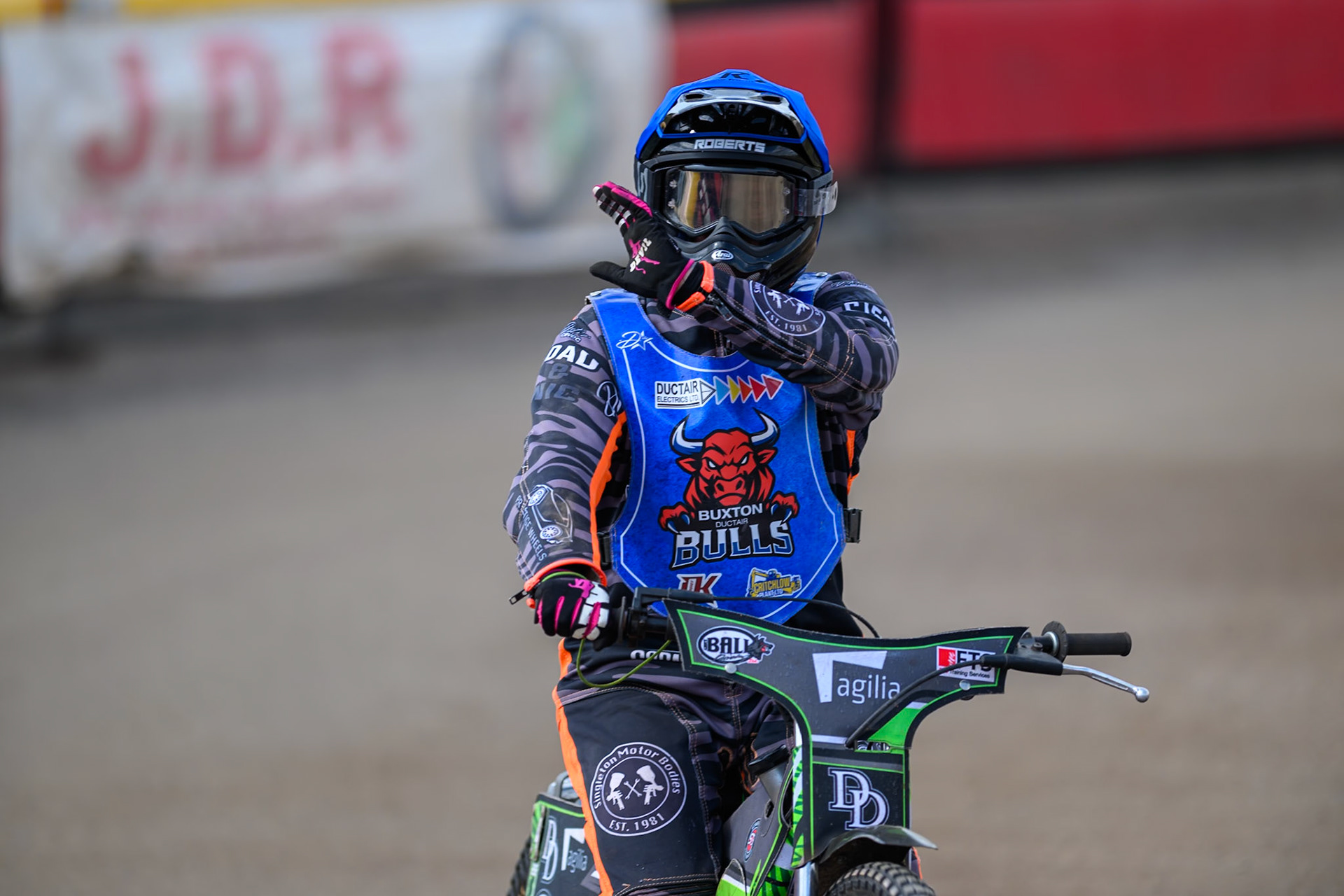 Jack Roberts of Buxton Bulls  waves to his fans during the WSRA National Development League match between Buxton Bulls and King's Lynn Young Stars at Hi-Edge Speedway, Buxton on Sunday 9th August 2026. (Photo: Ian Charles | MI News)
