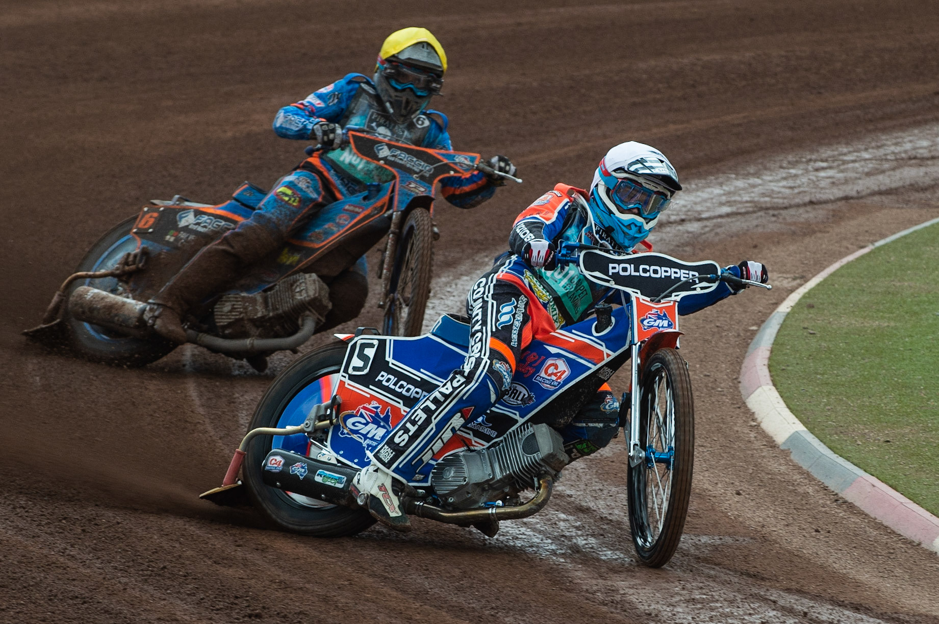 Photo by Ian Charles

Brady Kurtz  (White) leads team mate Nico Covatti (Yellow)


Belle Vue Aces v Poole Pirates, British Speedway Premiership, Belle Vue National Speedway Stadium, Manchester, Monday 6  May  2019