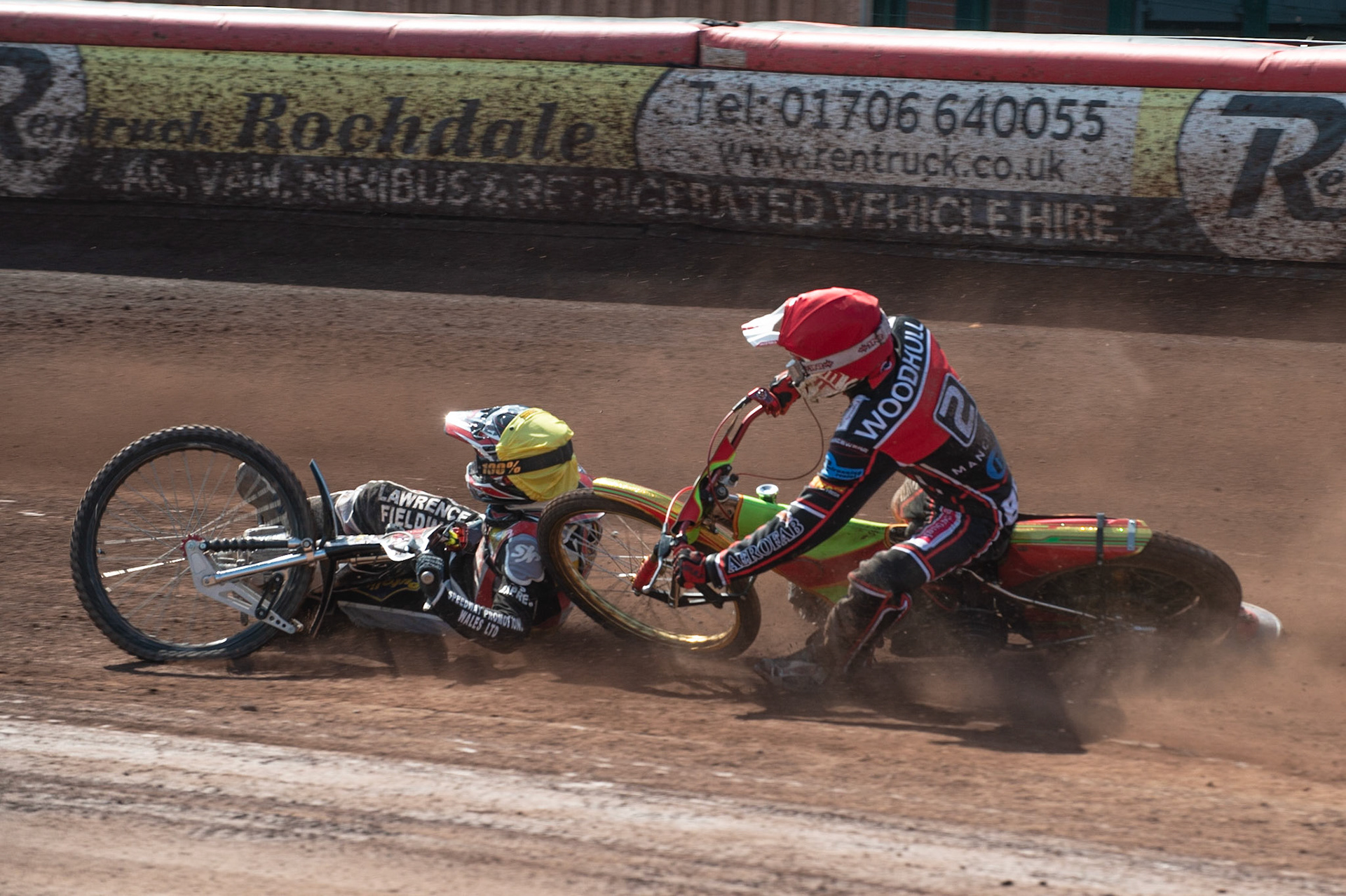 Photo: Ian Charles

Ben Woodhull (Red) brings down Joe Alcock (Yellow)

Belle Vue Colts v Stoke Potters, National League, Belle Vue National Speedway Stadium, Manchester, Friday 19  April  2019