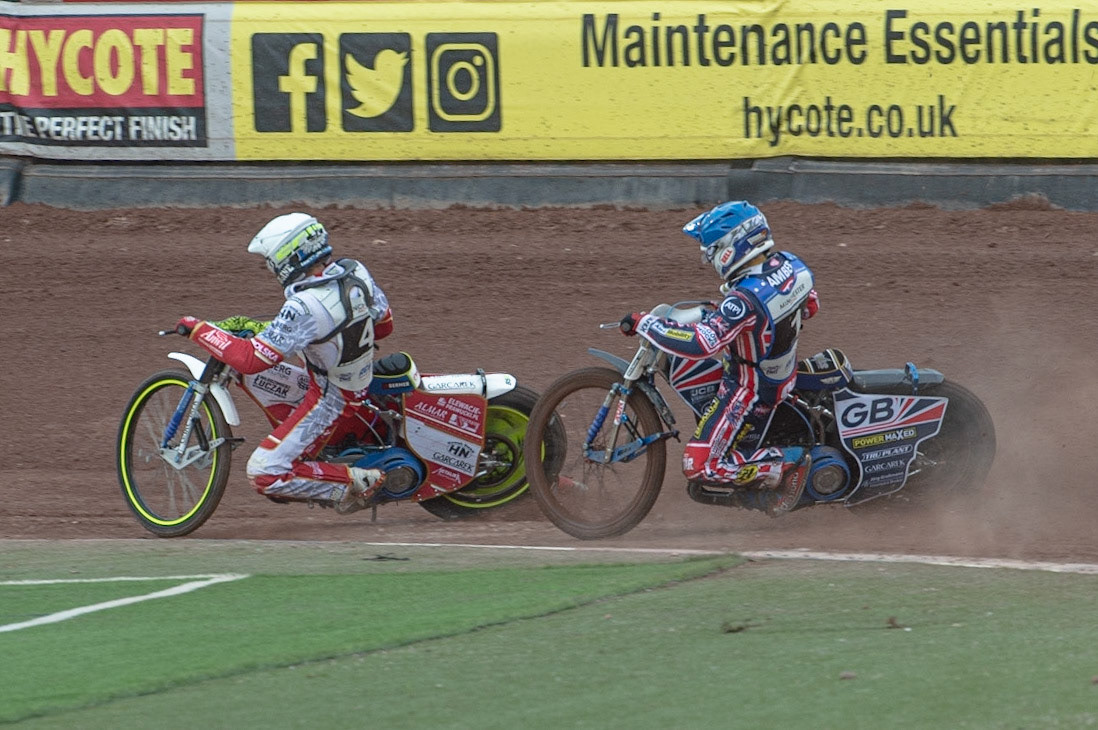 Photo: Ian Charles

Bartosz Smektala (White) leads Robert Lambert (Blue) 

FIM Team Speedway U-21 World Championship, National Speedway Stadium, Manchester Friday 12 July  2019