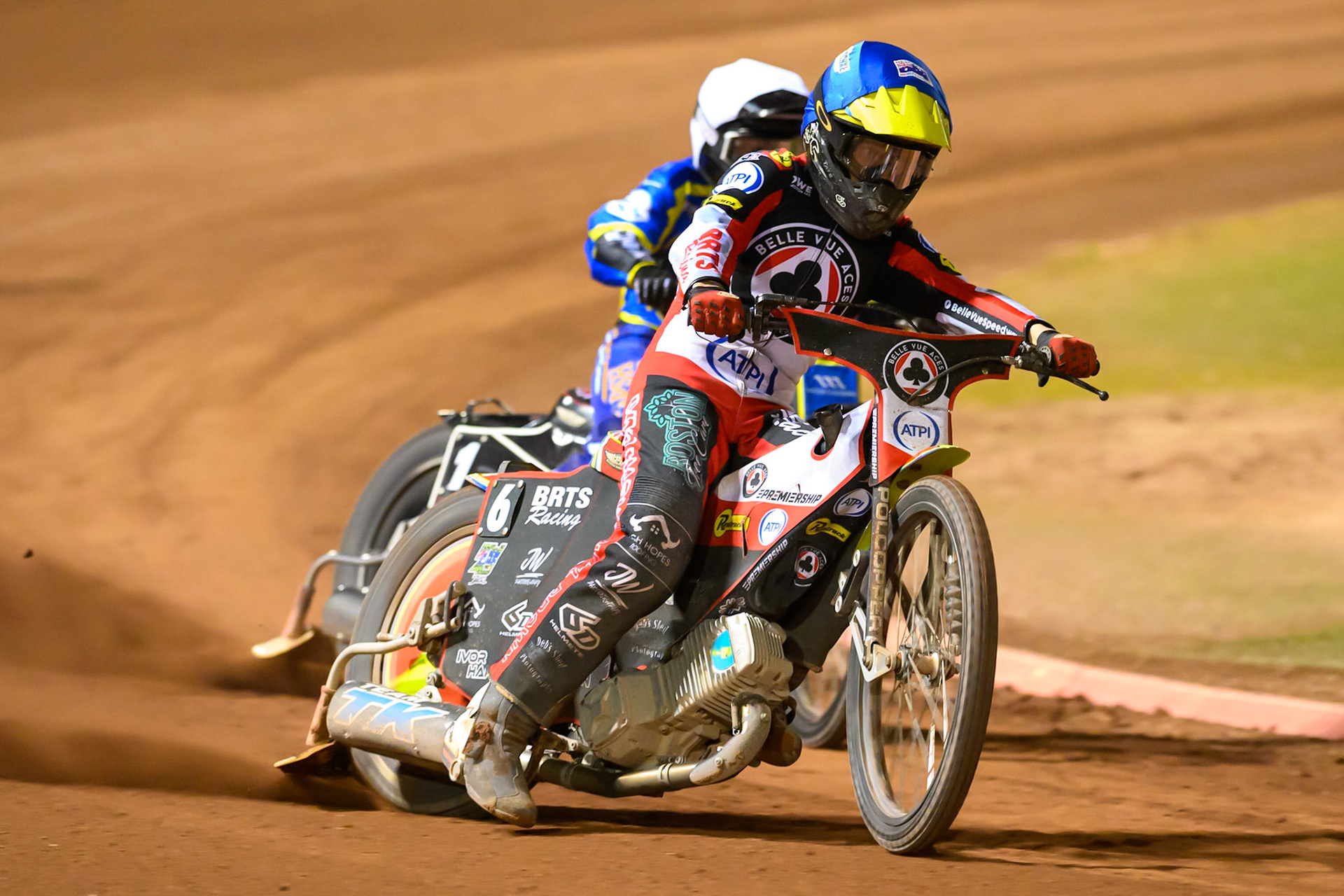 Tate Zischke of Belle Vue Aces in Blue leading Ben Cook, Guest Rider for Sheffield Tigers in White during the Rowe Motor Oil Premiership match between Belle Vue Aces and Sheffield Tigers at the National Speedway Stadium, Manchester on Monday 14th September 2026. (Photo: Ian Charles | MI News)