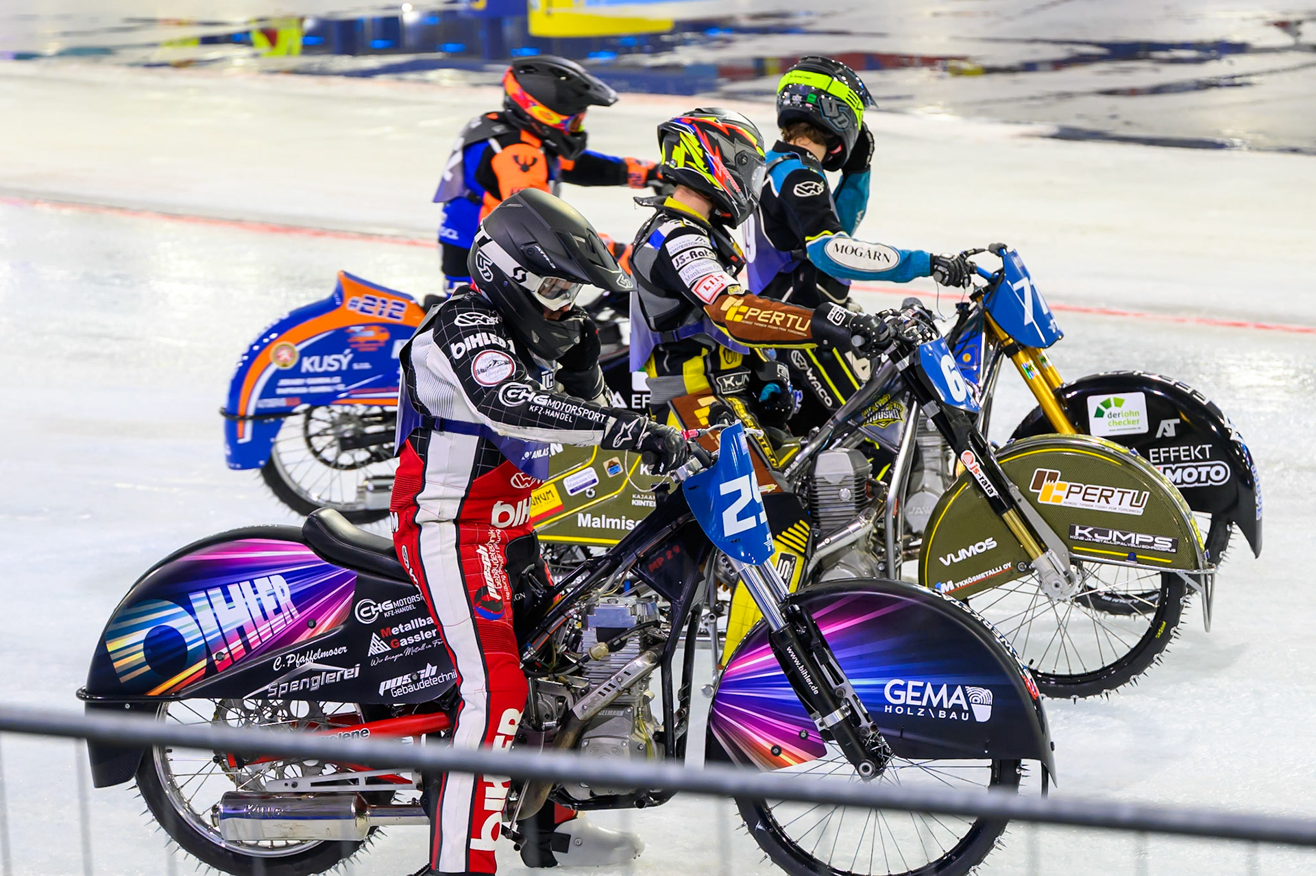 Riders pull out of the pits during practice for the FIM Ice Speedway Gladiators World Championship Final 3 at Ice Rink Thialf, Heerenveen on Saturday 11th April 2026. (Photo: Ian Charles | MI News)