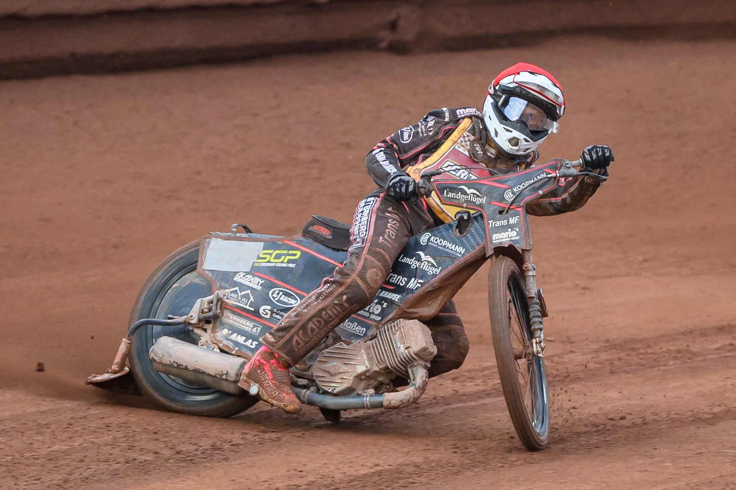 Kai Huckenbeck of Germany  on his way to winning with an unbeaten 15 point maximum in his final heat during the Speedway GP Qualifying Round 3 at Allied Ashfield Stadium, Glasgow on Saturday 30th May 2026. (Photo: Ian Charles | MI News)