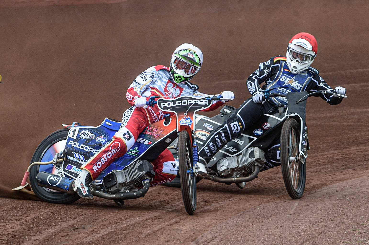 GLASGOW, UK. JUNE 19TH.  Tobiasz Musielak (Poland) (White) leads Erik Riss (Germany) (Red) during the FIM Speedway Grand Prix Qualifying Round at the Peugeot Ashfield Stadium, Glasgow on Saturday 19th June 2021. (Credit: Ian Charles | MI News)