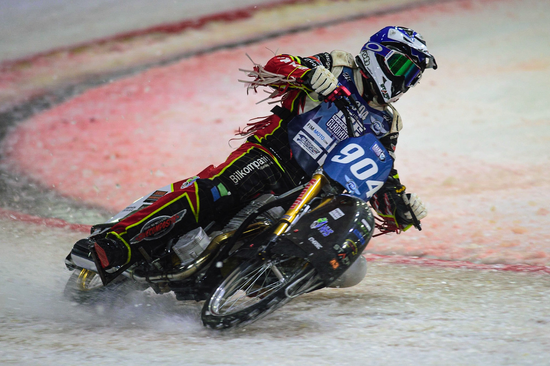 HEERENVEEN, NL.  Joakim Söderström (904) in action during the FIM Ice Speedway Gladiators World Championship Final 4 at Ice Rink Thialf, Heerenveen on Sunday  3 April 2022. (Credit: Ian Charles | MI News)