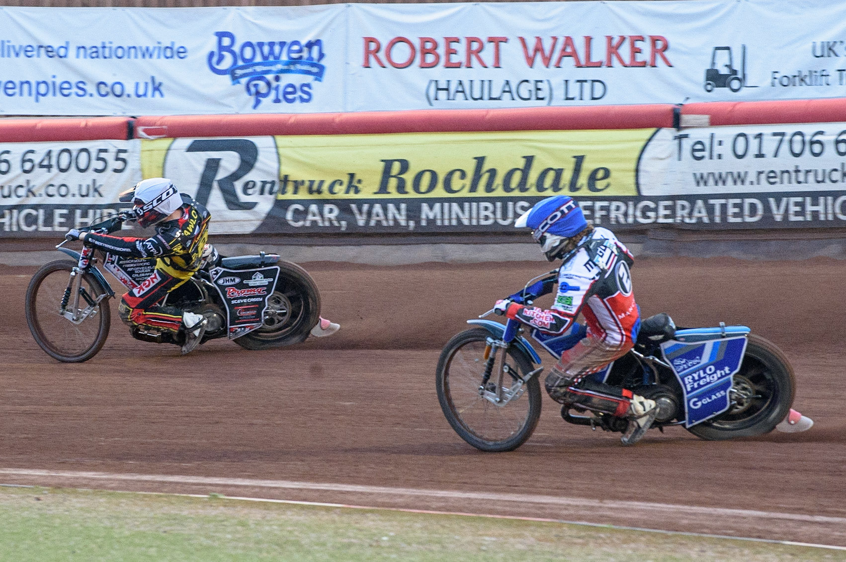 MANCHESTER, UK. JULY 29TH  Joe Lawlor  (White) leads Harry McGurk  (Blue)  during the National Development League match between Belle Vue Colts and Leicester Lion Cubs at the National Speedway Stadium, Manchester on Thursday 29th July 2021. (Credit: Ian Charles | MI News)