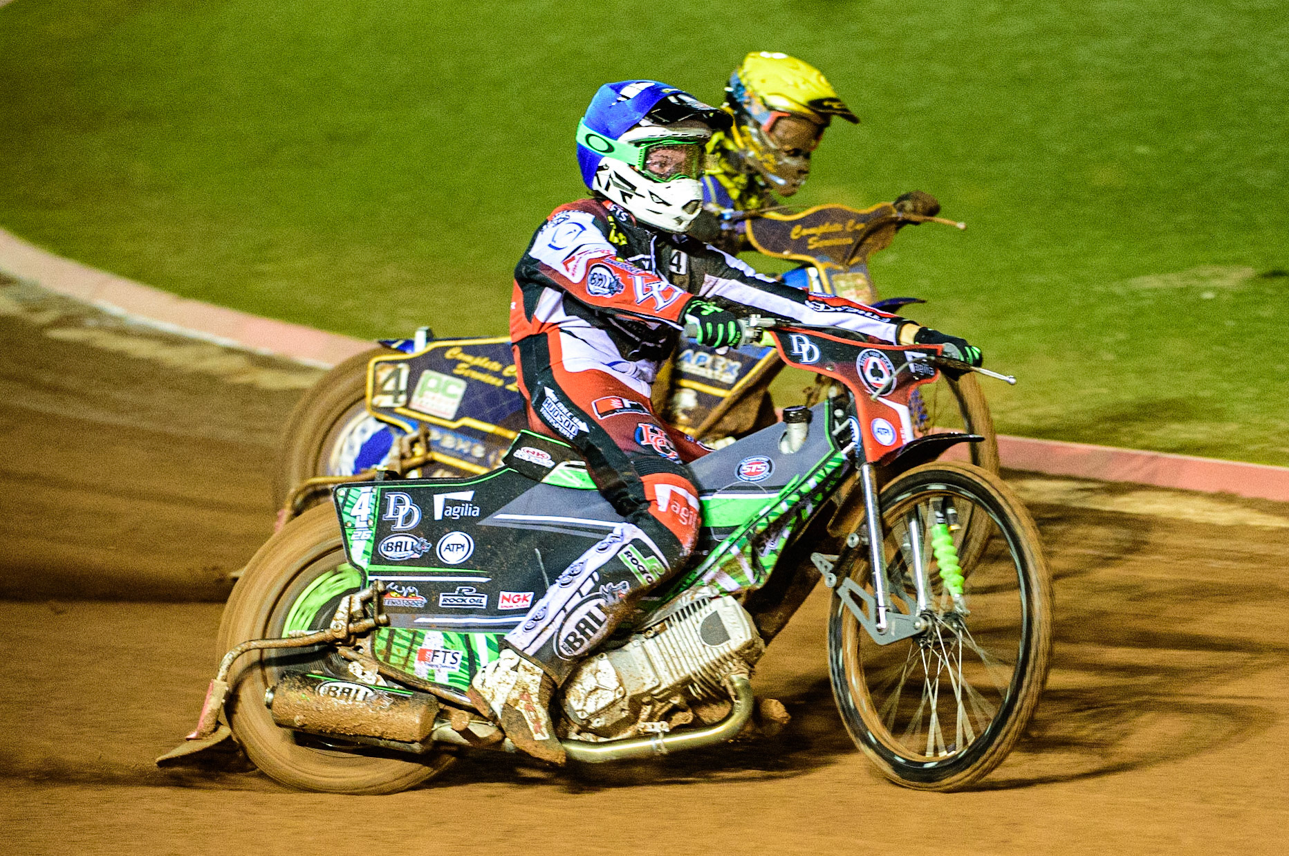 Charles Wright  (Blue) outside Kyle Howarth  (Yellow) during the SGB Premiership Grand Final 1st leg between Belle Vue Aces and Sheffield Tigers at the National Speedway Stadium, Manchester on Monday 10th October 2022. (Credit: Ian Charles | MI News)
