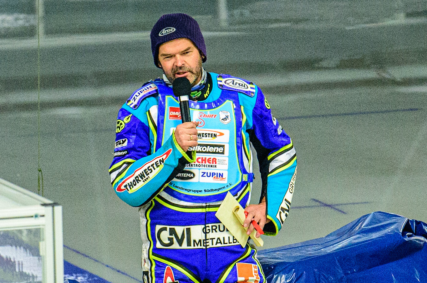 Günther Bauer says his farewells and thanks to his sponsors and the fans during the Race of Legends at the Max-Aicher-Arena, Inzell on Friday 17th March 2023. (Photo: Ian Charles | MI News)