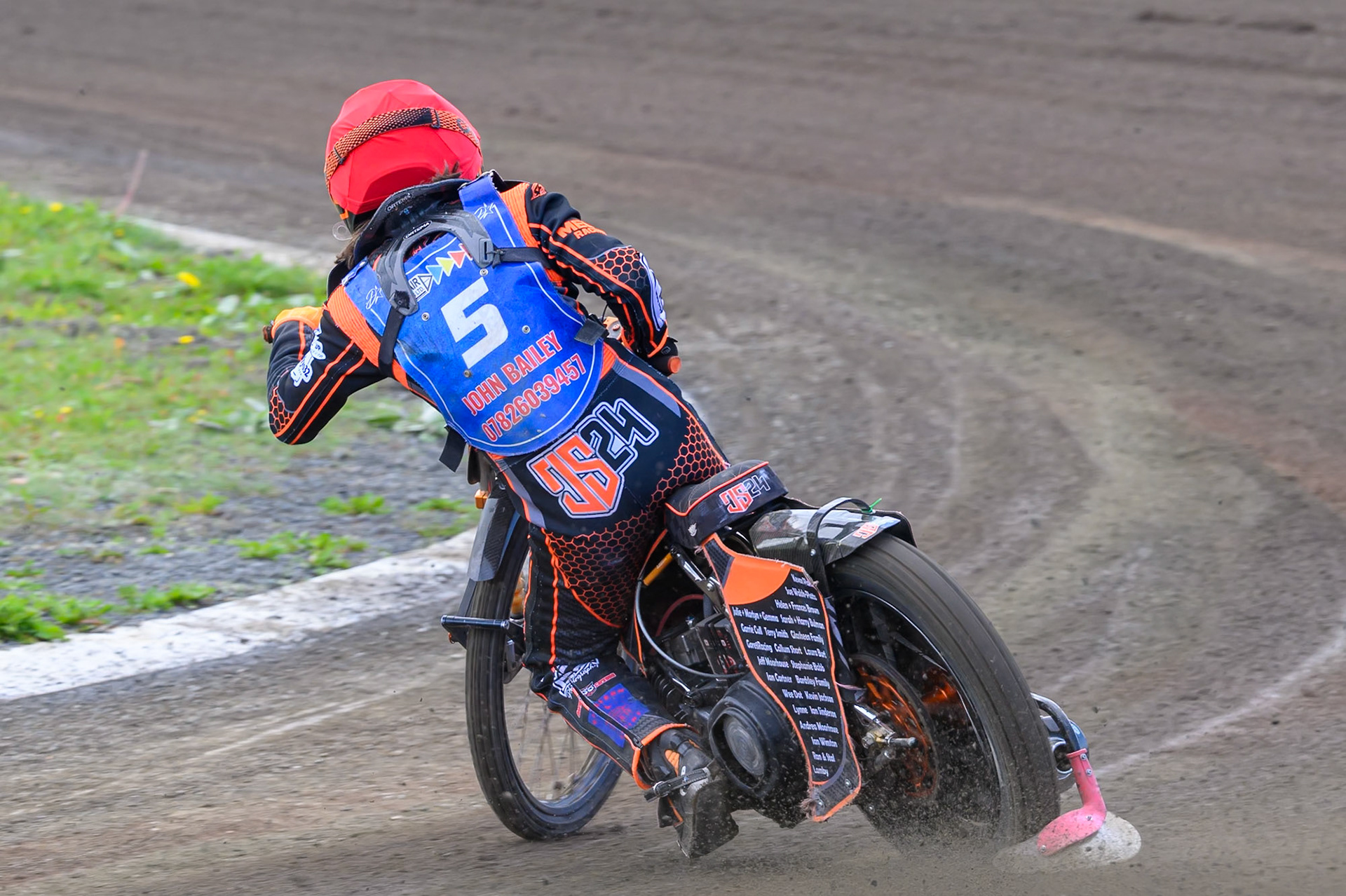 Jack Smith of Buxton Bulls in action during the WSRA National Development League match between Buxton Bulls and Edinburgh Monarchs Academy at Hi-Edge Speedway, Buxton on Sunday 14th June 2026. (Photo: Ian Charles | MI News)