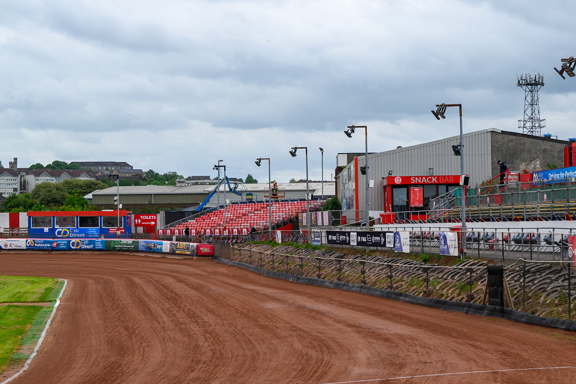 The Back straight at Glasgow Speedway during the Speedway GP Qualifying Round 3 at Allied Ashfield Stadium, Glasgow on Saturday 30th May 2026. (Photo: Ian Charles | MI News)