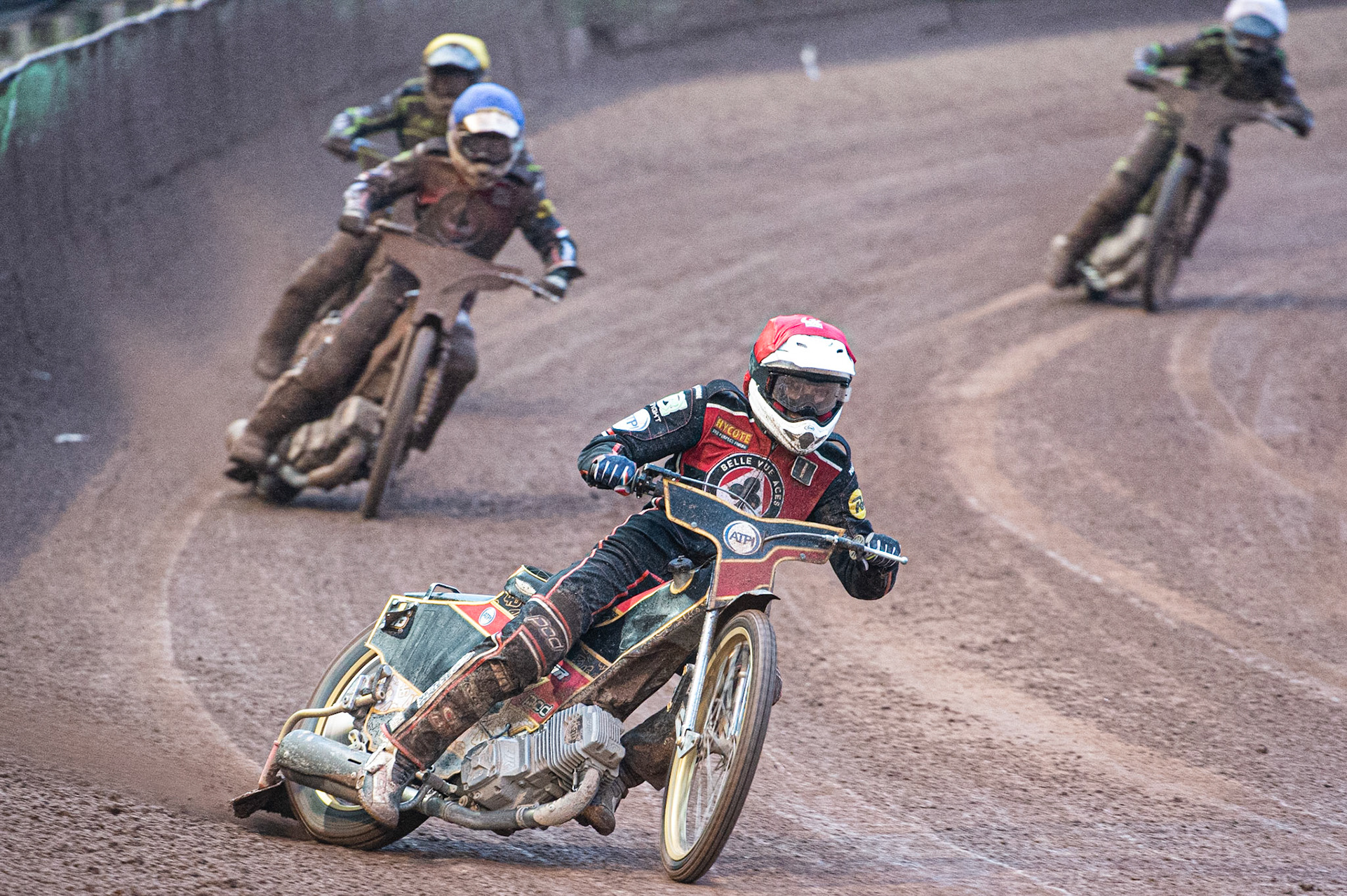 Photo by Ian Charles

Max Fricke  (Red) leads Jaimon Lidsey  (Blue) Danny King  (White) and Cameron Heeps  (Yellow)


Belle Vue Aces v Ipswich Witches, British Speedway Premiership, Belle Vue National Speedway Stadium, Manchester, Monday 8  July  2019