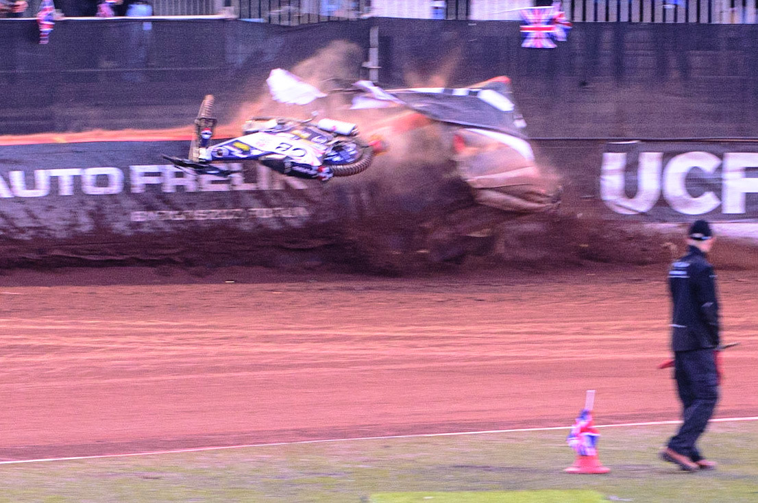 MANCHESTER, UK. OCT 16TH Tai Woffinden of Great Britain falls and hits the airfence during the Monster Energy FIM Speedway of Nations at the National Speedway Stadium, Manchester on Saturday  16th October 2021. (Credit: Ian Charles | MI News)