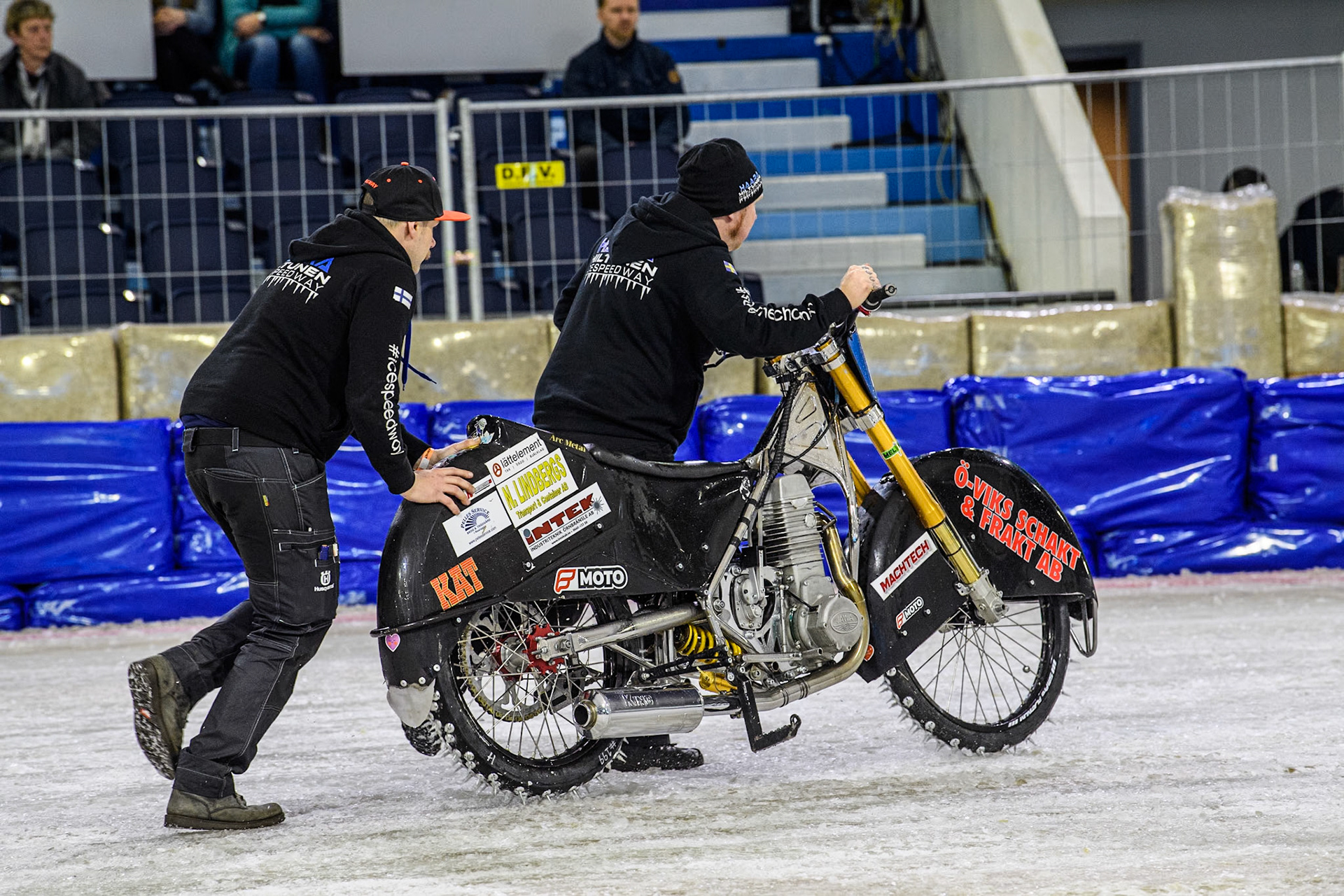 Haarahiltunen’s bike is pushed back to the pits  during the FIM Ice Speedway Gladiators World Championship Final 4 at Ice Rink Thialf, Heerenveen on Sunday 7th April 2024. (Photo: Ian Charles | MI News)