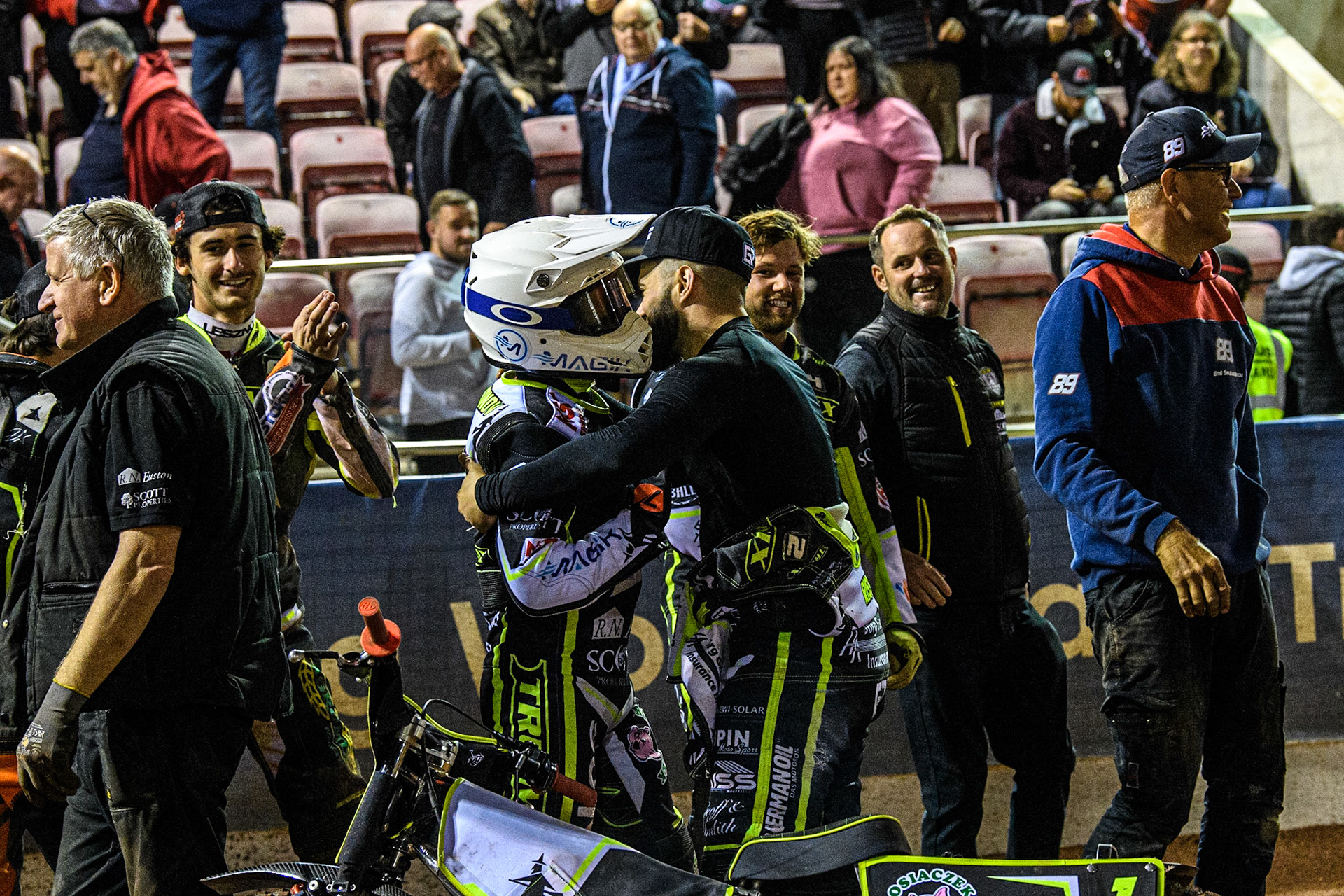 Ipswich riders celebrate their aggregate victory during the Sports Insure Premiership Semi Final Playoff 2nd leg match between Belle Vue Aces and Ipswich Witches at the National Speedway Stadium, Manchester on Monday 25th September 2023. (Photo: Ian Charles | MI News)