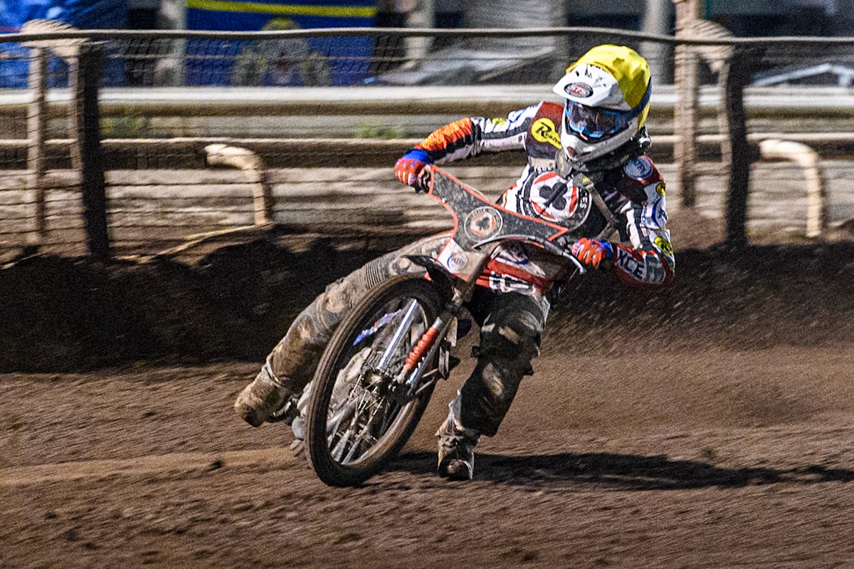 Belle Vue Aces' Jake Mulford  in action during the Rowe Motor Oil Premiership Play Off Semi Final 2nd leg between Sheffield Tigers and Belle Vue Aces at Owlerton Stadium, Sheffield on Thursday 19th September 2024. (Photo: Ian Charles | MI News)