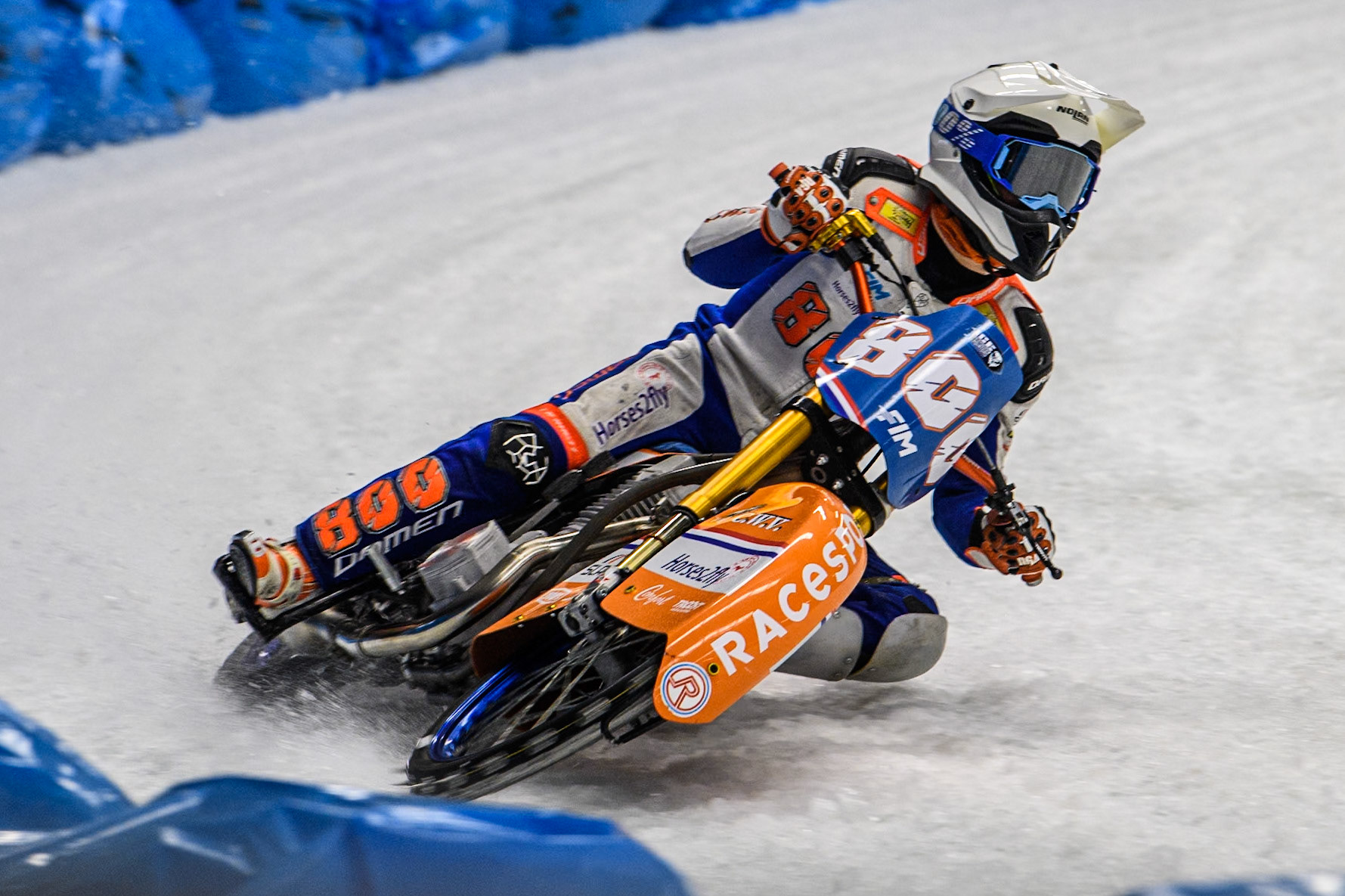 Jasper Iwema (800) of The Netherlands in action during the Ice Speedway Gladiators World Championship Final 2 at Max-Aicher-Arena, Inzell on Sunday 16th March 2025. (Photo: Ian Charles | MI News)