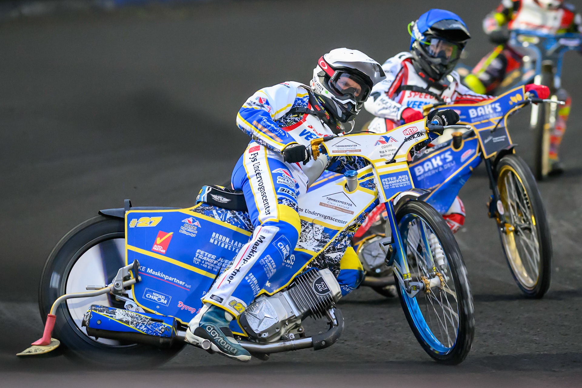 Rasmus Pedersen of Denmark in White leading Jacob D. Jensen of Denmark in Blue during the Gouden KENNY Helm at Speedway Veenoord, Veenoord in the Netherlands on Saturday 19th September 2026. (Photo: Ian Charles | MI News)