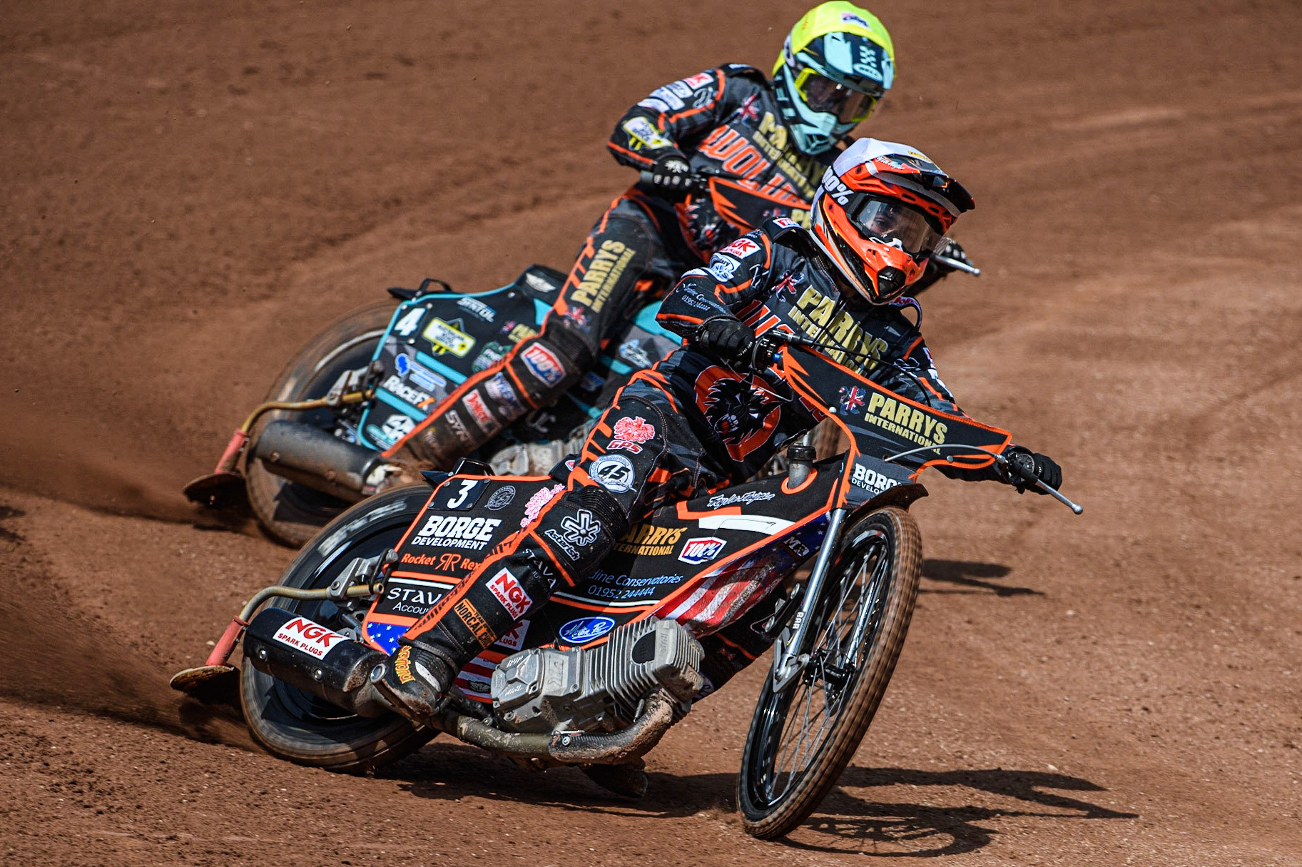 Luke Becker (White) leads Ryan Douglas (Yellow) during the Sports Insure Premiership match between Belle Vue Aces and Wolverhampton Wolves at the National Speedway Stadium, Manchester on Monday 29th May 2023. (Photo: Ian Charles | MI News)