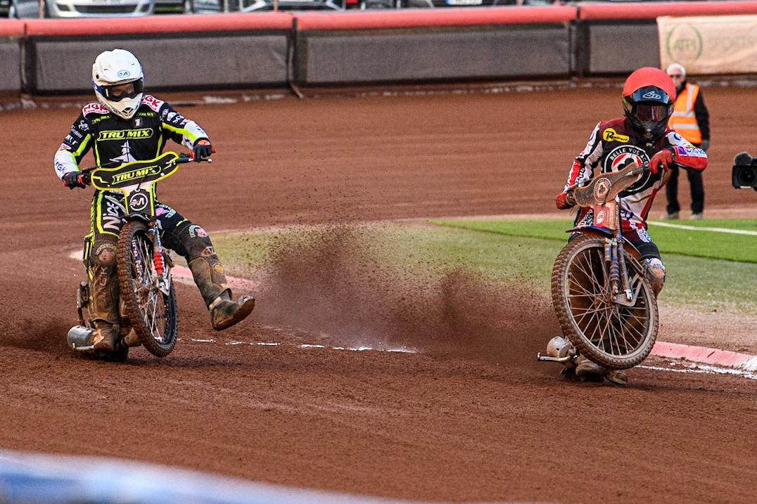 Emil Sayfutdinov (White) and Brady Kurtz (Red) leave the start line during the Sports Insure Premiership match between Belle Vue Aces and Ipswich Witches at the National Speedway Stadium, Manchester on Monday 17th July 2023. (Photo: Ian Charles | MI News)