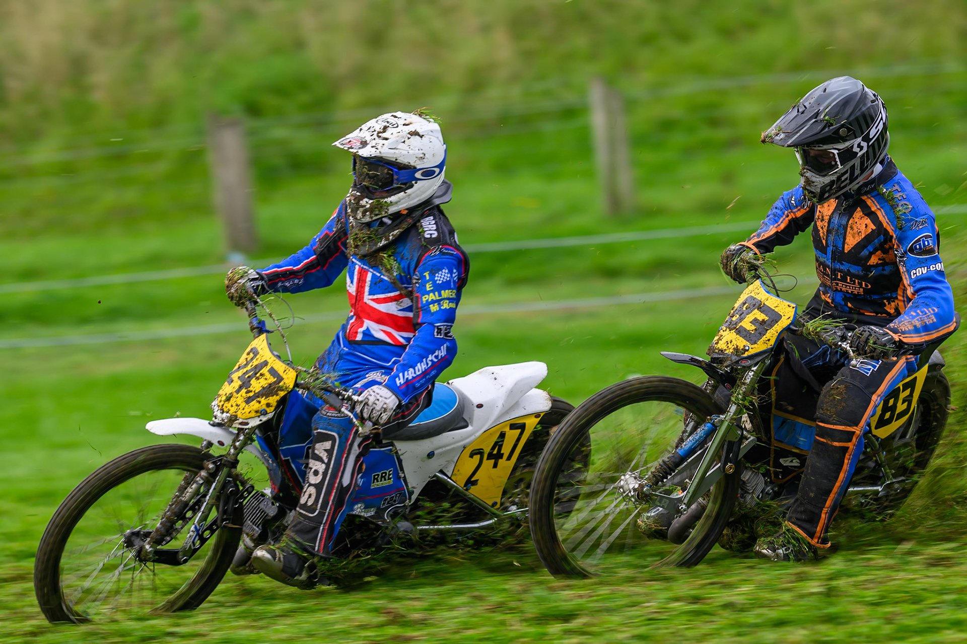 Jordan Derrick (257) leading Liam Ashcroft (83) during practice for  the British Masters Grasstrack Championship at Lower Marsh Farm, Much Hoole, Preston in Lancashire, England on Sunday 13th September 2026. (Photo: Ian Charles | MI News)