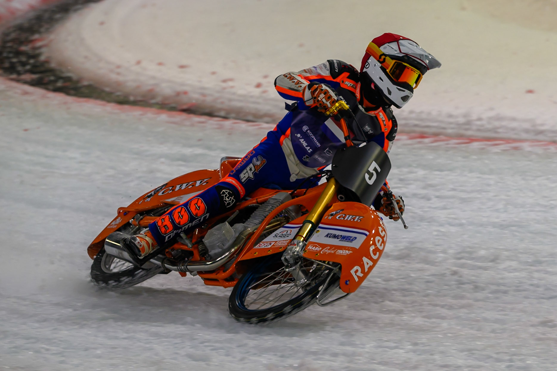 Jasper Iwema (5) of The Netherlands  in action during the FIM Ice Speedway Of Nations at Ice Rink Thialf, Heerenveen on Sunday 12th April 2026. (Photo: Ian Charles | MI News)
