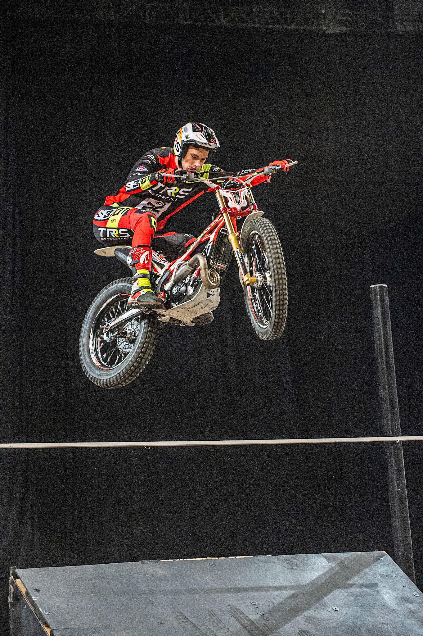 SHEFFIELD, ENGLAND  - DECEMBER 28TH  Toby Martyn, UK (Beta) on the High Jump  during the 25th Anniversary Sheffield Indoor Trial at the FlyDSA Arena, Sheffield on Saturday 28th December 2019. (Credit: Ian Charles | MI News)