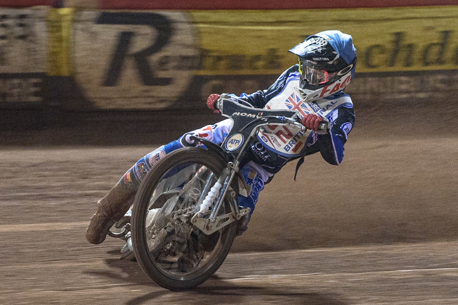 MANCHESTER, UK. AUGUST 16TH   Dan Bewley  \leads the semi final during the Sports Insure British Speedway Finals at the National Speedway Stadium, Manchester on Monday 16th August 2021. (Credit: Ian Charles | MI News)