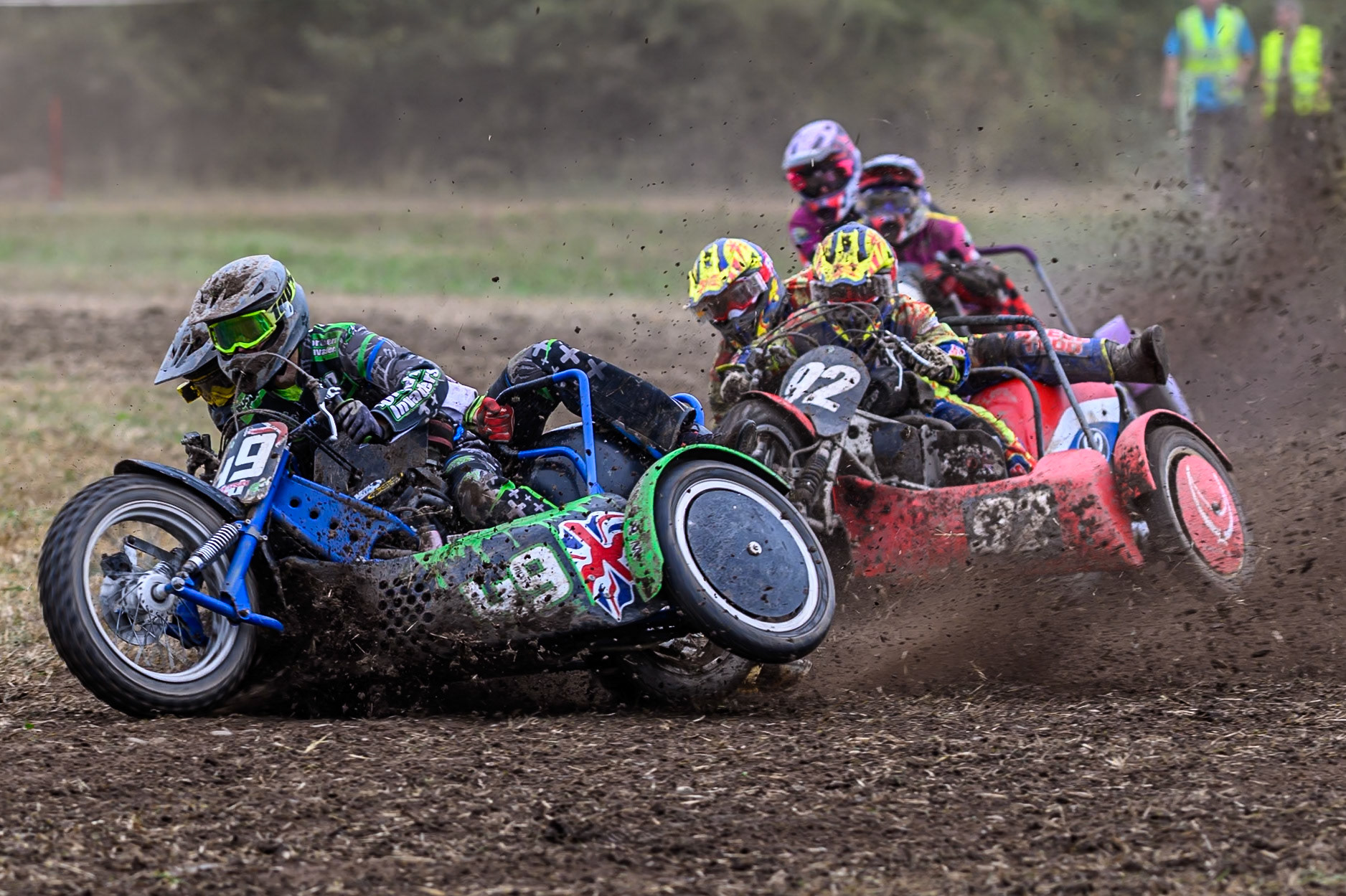 Billy Winterburn and Bradley Sheils (49) leading Paul Whitlam and Richard Webb (92) in the 1000cc Sidecar class during the ACU Northern Grass Track Riders Championship at Cheshire Grass Track Club, Frog Lane, Knutsford, Cheshire on Sunday 20th July 2025. (Photo: Ian Charles | MI News)
