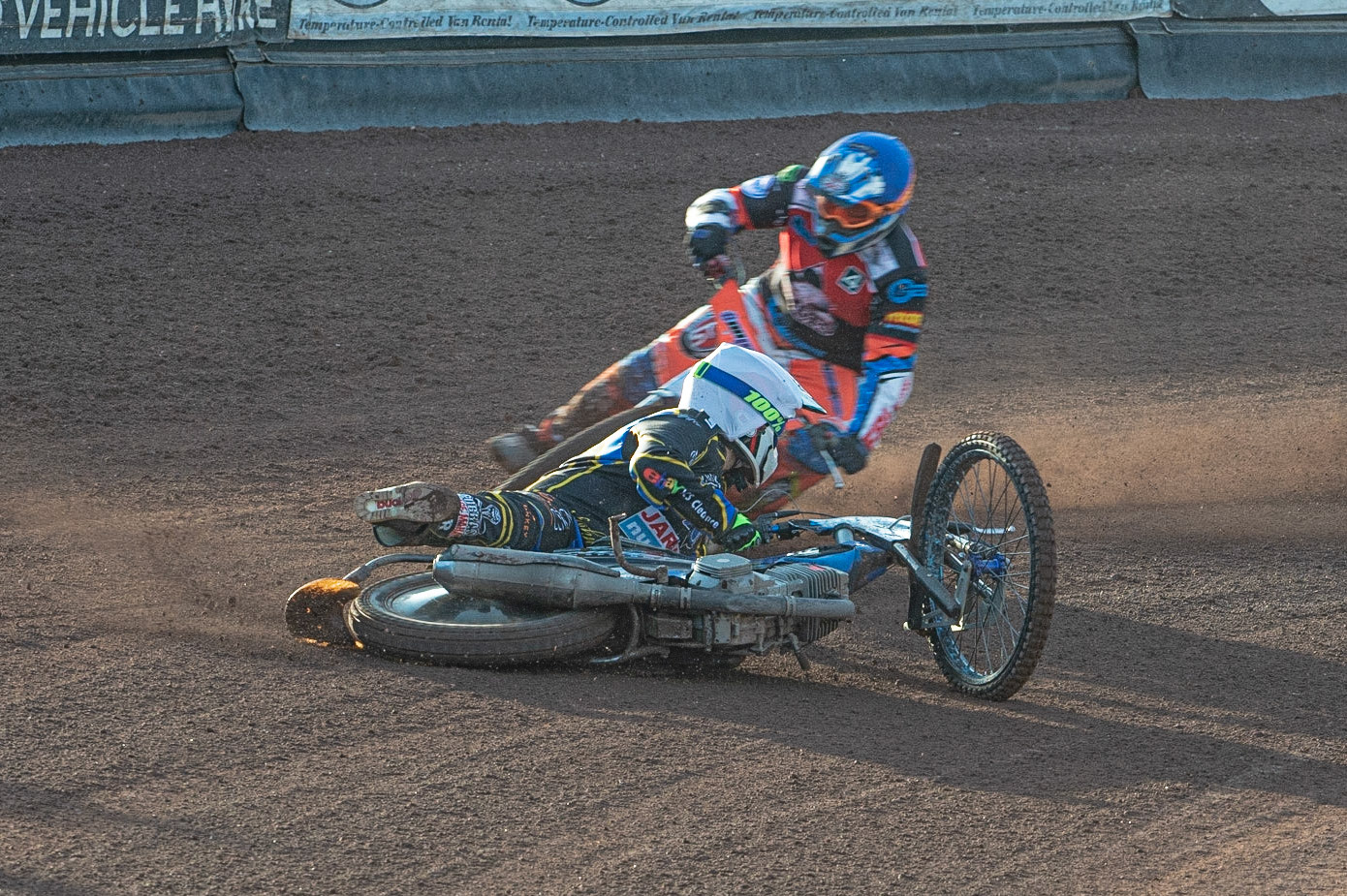 Photo: Ian Charles

Scott Campos  lies on the track as Josh Embleton  lays down to avoid him 

Belle Vue Colts v Plymouth Gladiators National League, Belle Vue National Speedway Stadium, Manchester, Thursday 23  May  2019