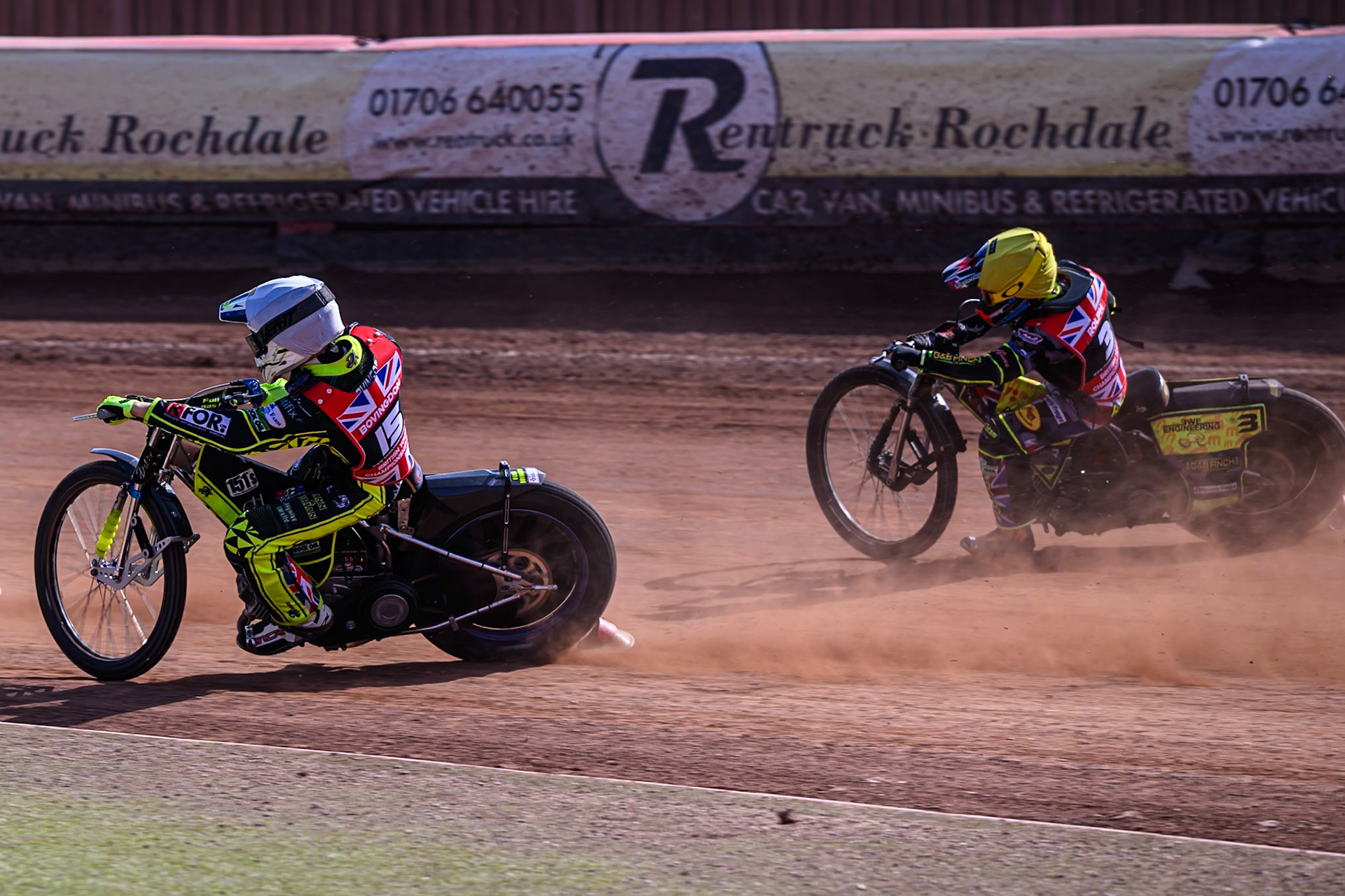 Oli Boverton (15) in White rides inside Archie Rolph (3) in Yellow during the British Youth Speedway Championship at the National Speedway Stadium, Manchester on Sunday 10th August 2025. (Photo: Ian Charles | MI News)