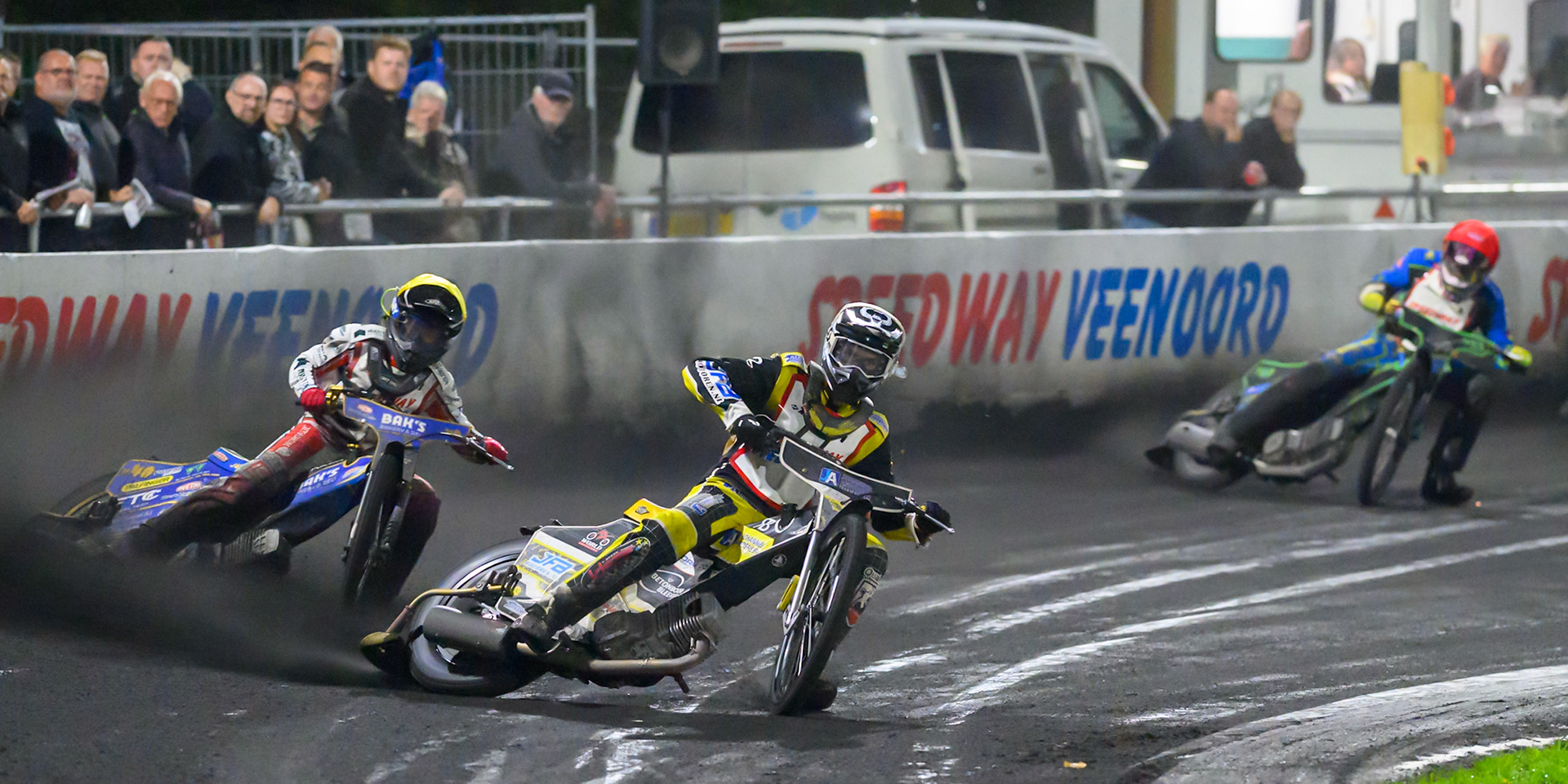 Mika Meijer of The Netherlands in White leading Jacob D. Jensen of Denmark in Yellow and Michael West of Australia in Red  during the Gouden KENNY Helm at Speedway Veenoord, Veenoord in the Netherlands on Saturday 19th September 2026. (Photo: Ian Charles | MI News)
