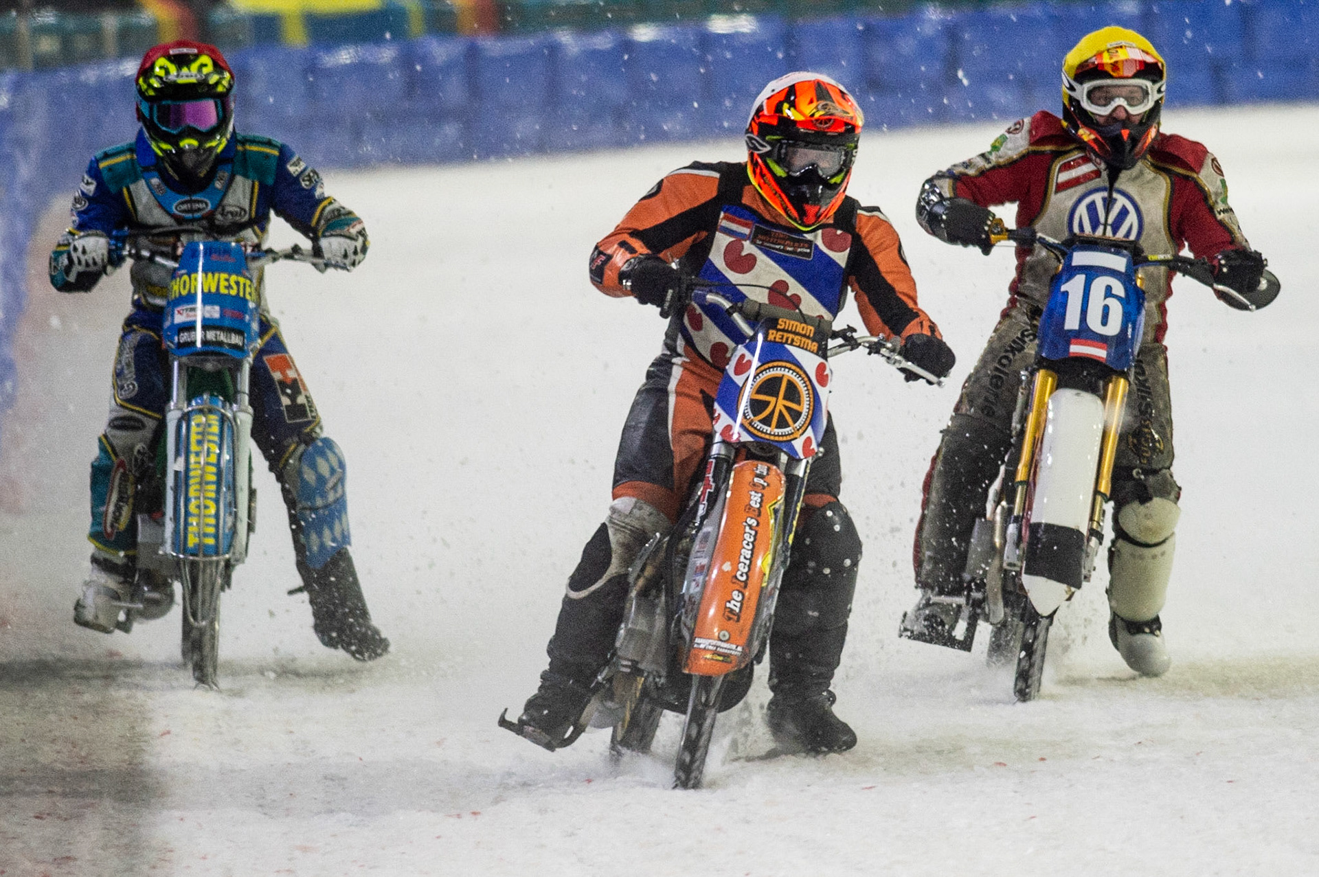 Photo: Ian Charles

Simon Reitsma (White) leads Josef Kreuzberger (Yellow) and Luca Bauer (Red)

Roelof Thijs Bokaal, Ice Rink Thialf, Heerenveen, Netherlands Friday  29  March  2019
