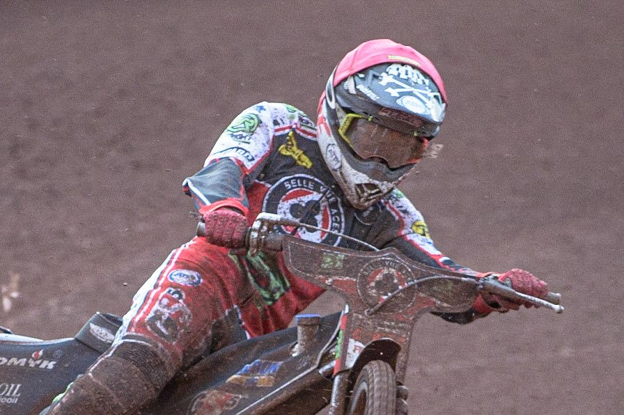 MANCHESTER, UK. AUGUST 23RD    Dan Bewley  in action  during the SGB Premiership match between Belle Vue Aces and King's Lynn Stars at the National Speedway Stadium, Manchester on Monday 23rd August 2021. (Credit: Ian Charles | MI News)