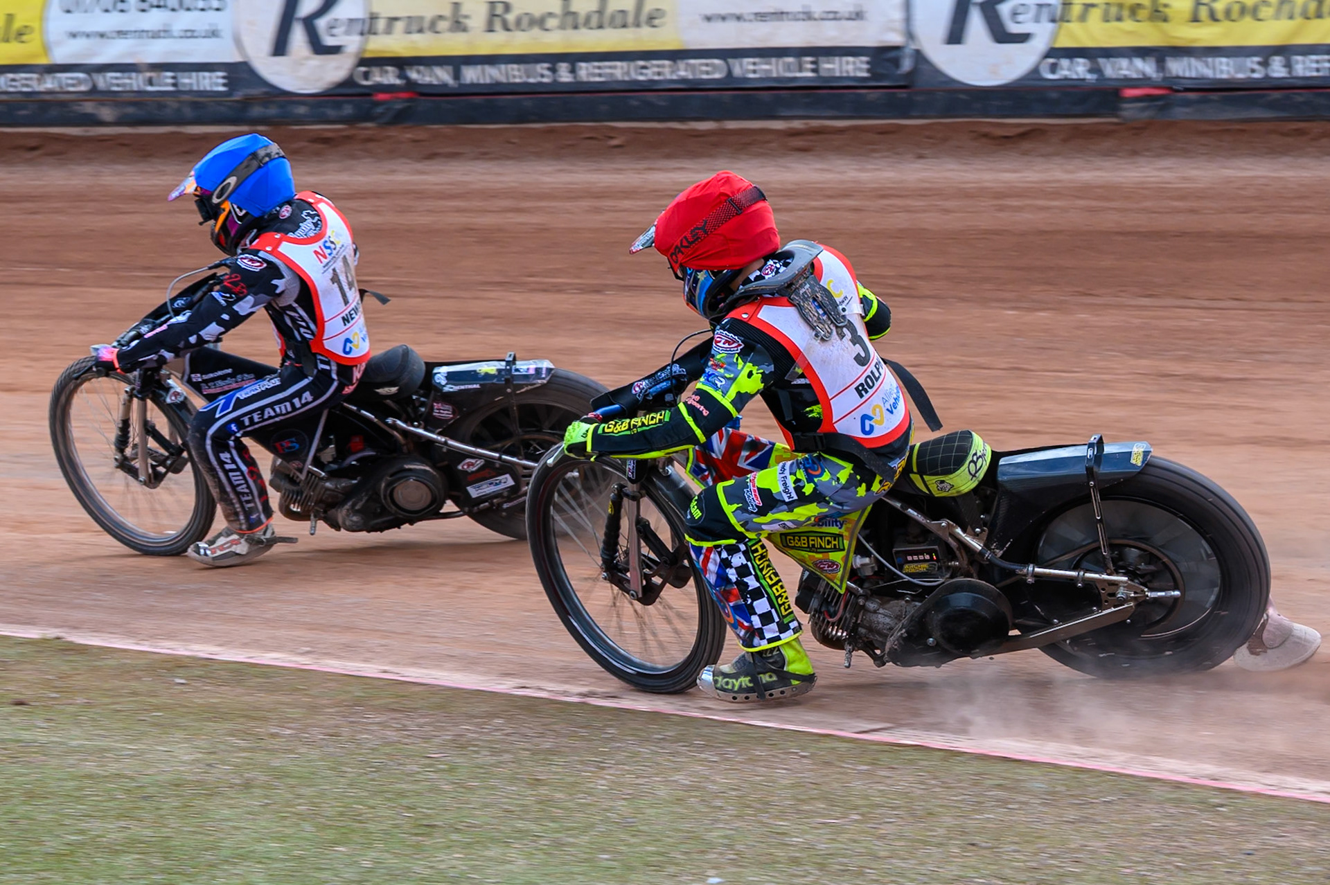 BRITISH YOUTH CHAMPIONSHIP (250cc): FINAL: Archie Rolph (3) in Red chases Kane Newby (14) in Blue during the British Youth Speedway Championship at the National Speedway Stadium, Manchester on Sunday 10th May 2026. (Photo: Ian Charles | MI News)
