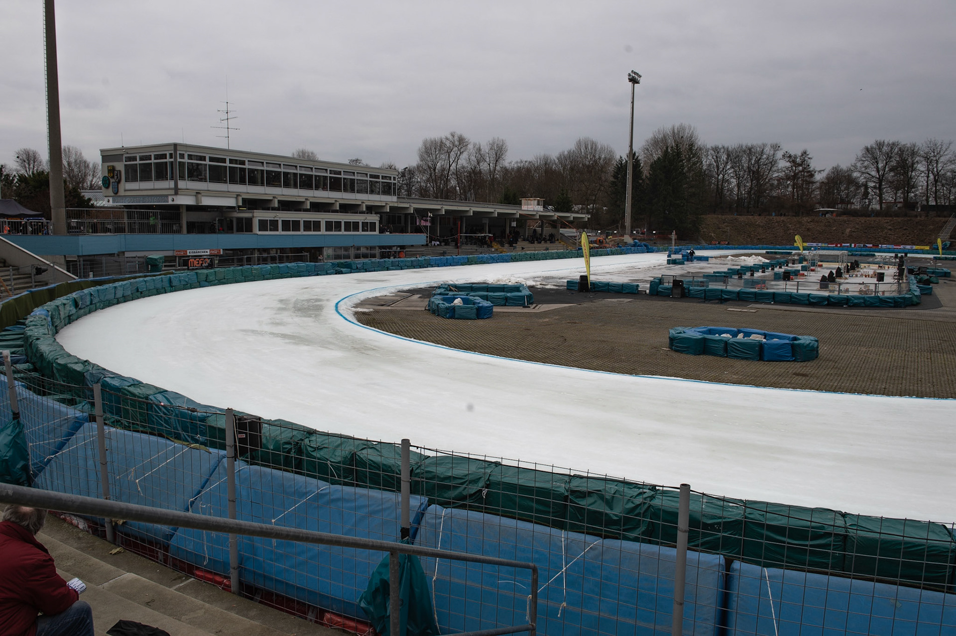 Photo: Ian Charles

Horst-Dohm-Eistadion, Berlin

FIM Ice Speedway Gladiators World Championship, Final 3.1, Horst-Dohm Eisstadion, Berlin, Germany Saturday  2  March  2019