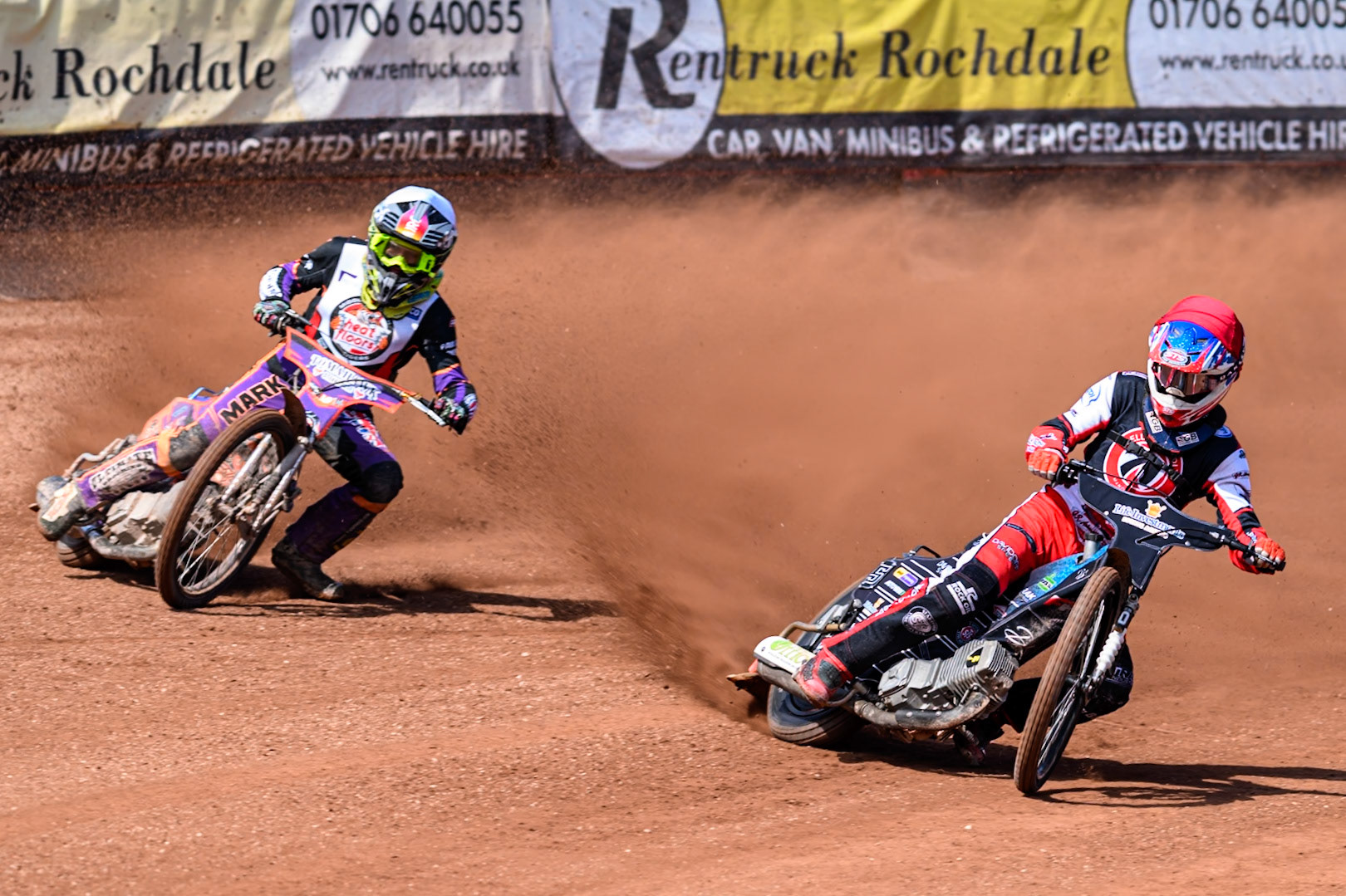 Freddy Hodder of Belle Vue Colts  in Red rides inside Elliot Kelly of Middlesborough Tigers  in White during the WSRA National Development League match between Belle Vue Colts and Middlesbrough Tigers at the National Speedway Stadium, Manchester on Sunday 10th August 2025. (Photo: Mark Fletcher | MI News)