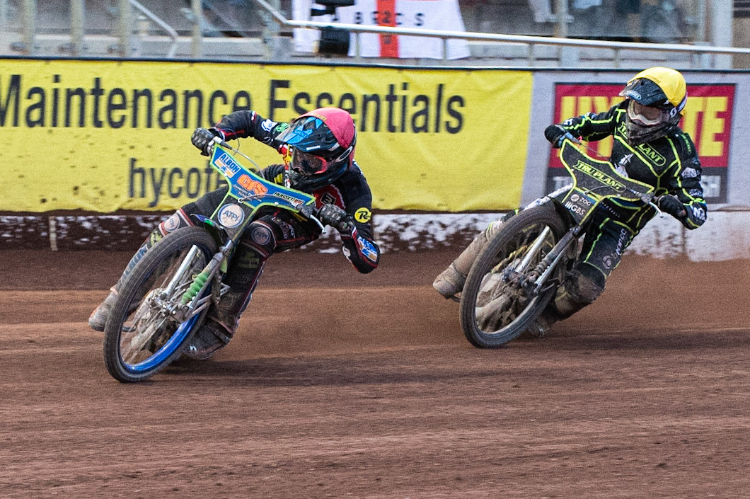 Photo: Ian Charles

Dan Bewley  (Red) leads Cameron Heeps  (Yellow)

Belle Vue Aces v Ipswich Witches, British Speedway Premiership, Belle Vue National Speedway Stadium, Manchester, Monday 3  June  2019