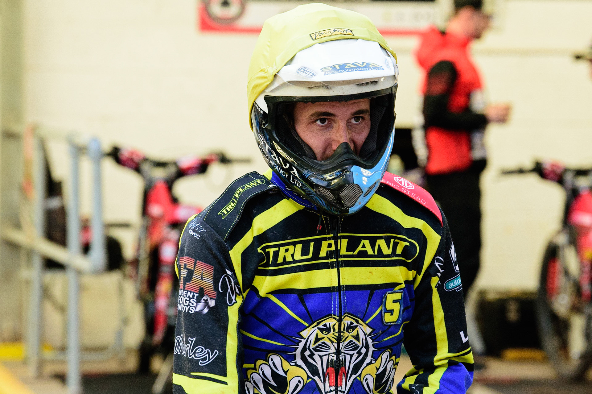 MANCHESTER, UK. JUL 5TH  Adam Ellis  waits to go out  during the SGB Premiership match between Belle Vue Aces and Sheffield Tigers at the National Speedway Stadium, Manchester on Tuesday 5th July 2022. (Credit: Ian Charles | MI News)