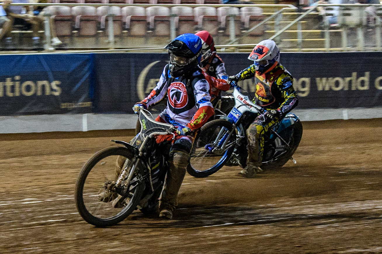 Matt Marson (Blue) leads  Danny Phillips (White) and Freddy Hodder (Red) during the National Development League match between Belle Vue Colts and Leicester Lion Cubs at the National Speedway Stadium, Manchester on Friday 8th September 2023. (Photo: Ian Charles | MI News)