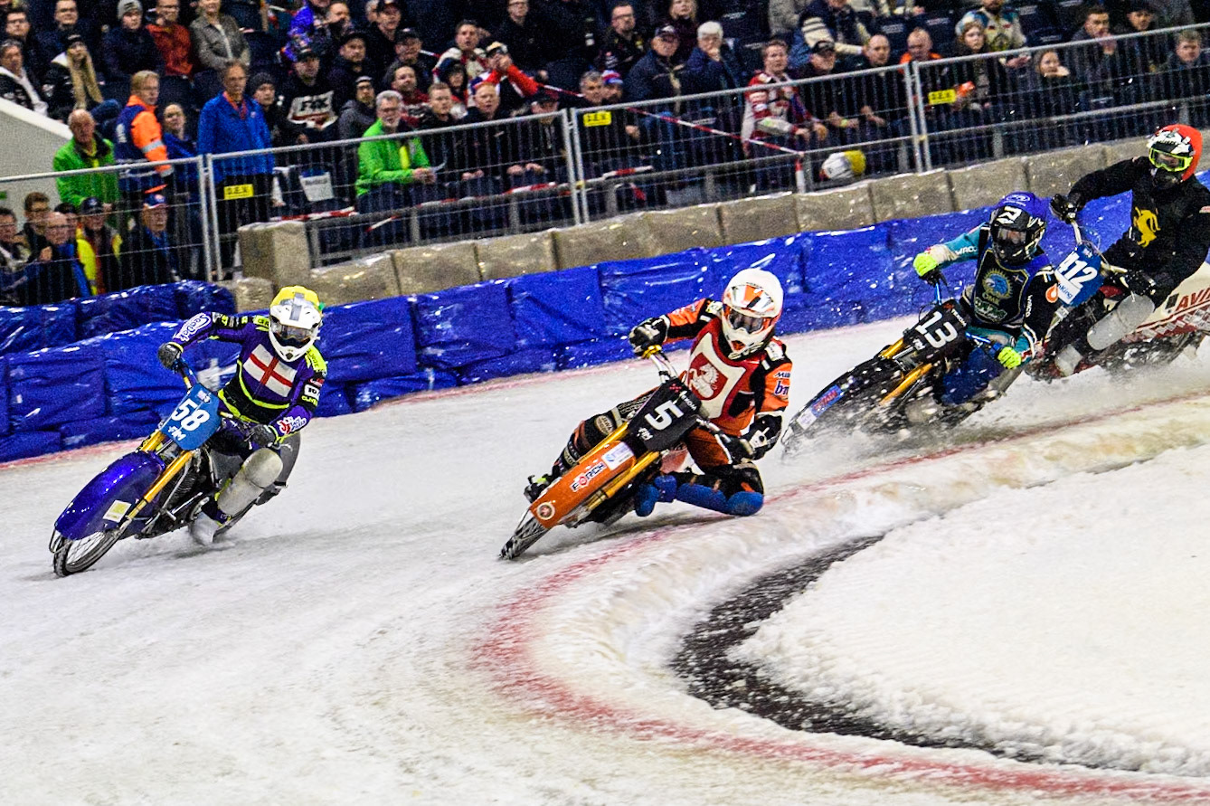 Lukáš Hutla of The Czech Republic in White rides inside Paul Cooper of Great Britain in Yellow during the Roelof Thijs Bokaal at Ice Rink Thialf, Heerenveen, The Netherlands on Friday 5th April 2024. (Photo: Ian Charles | MI News)