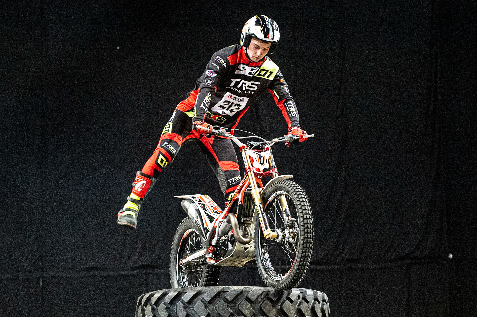 SHEFFIELD, ENGLAND  - DECEMBER 28TH  Toby Martyn, UK (Beta) on top of the tyres on Section 5  during the 25th Anniversary Sheffield Indoor Trial at the FlyDSA Arena, Sheffield on Saturday 28th December 2019. (Credit: Ian Charles | MI News)
