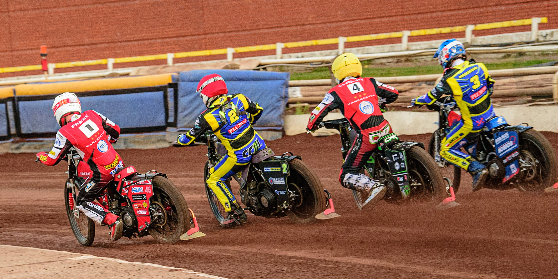 SHEFFIELD, UK. MAY 26TH  Max Fricke  (White) Craig Cook  (Red) Charles Wright  (Yellow) and Tobiasz Musielak  (Blue) hit the first turn  during the SGB Premiership match between Sheffield Tigers and Belle Vue Aces at Owlerton Stadium, Sheffield on Thursday 26th May 2022. (Credit: Ian Charles | MI News)