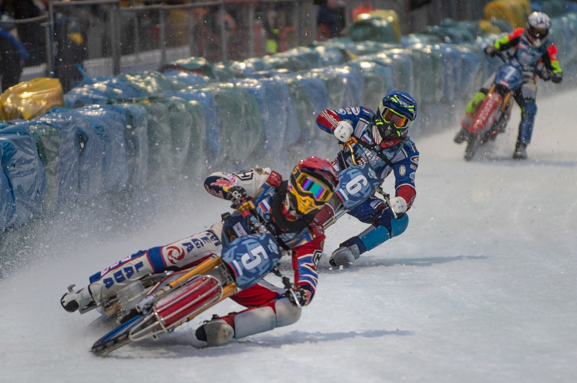 BERLIN GERMANY  - February 29  Daniil Ivanov (Red) and Dmitri Khomitsevich of Russia lead Harald Simon (White) of Austria  during theIce Speedway of Nations (Day 1) at the Horst-Dohm-Eisstadion, Berlin,  on Saturday 29 February 2020. (Credit: Ian Charles | MI News)